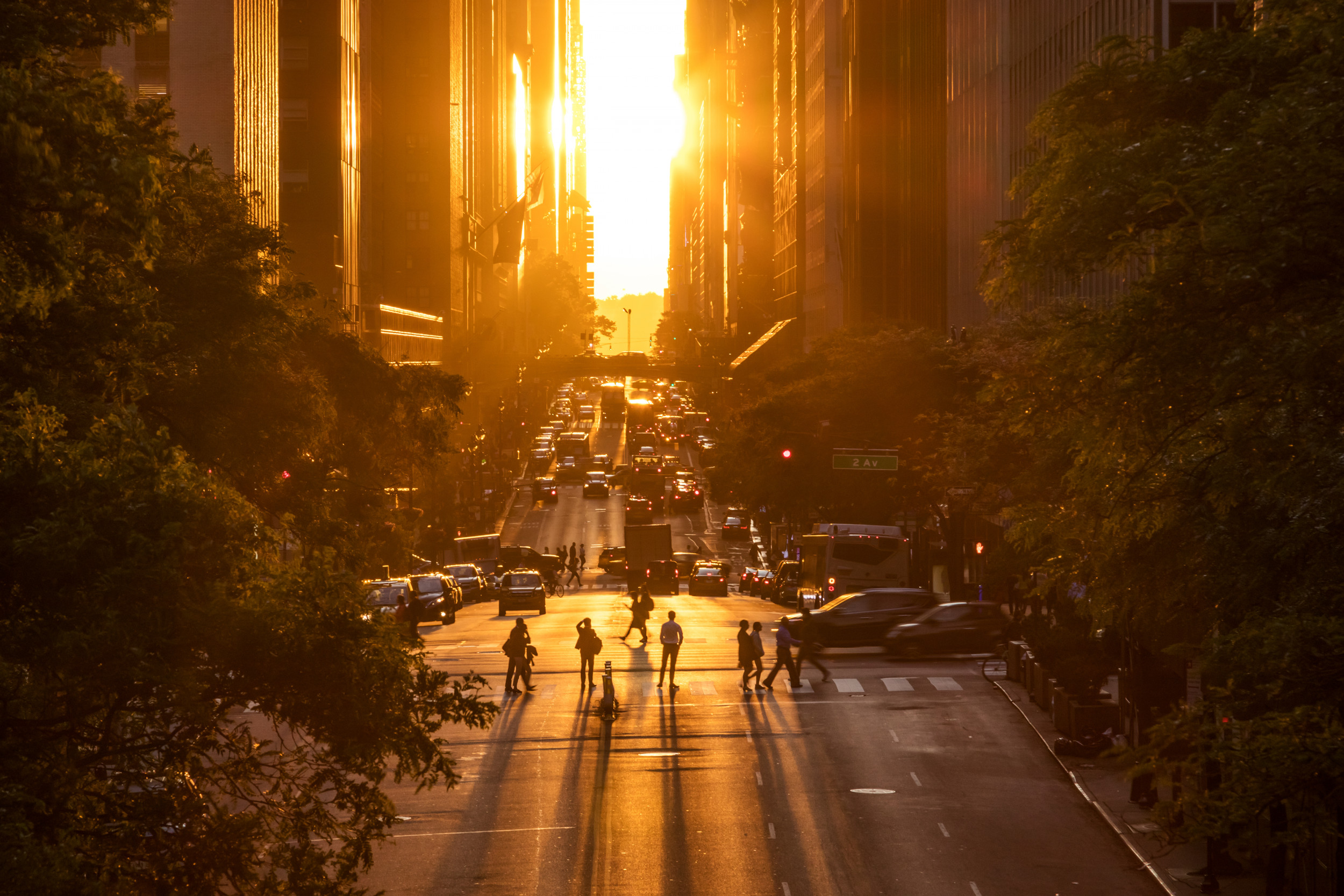 General 2500x1667 New York City New York state sunset golden hour metropolis  road sun rays Manhattan urban traffic