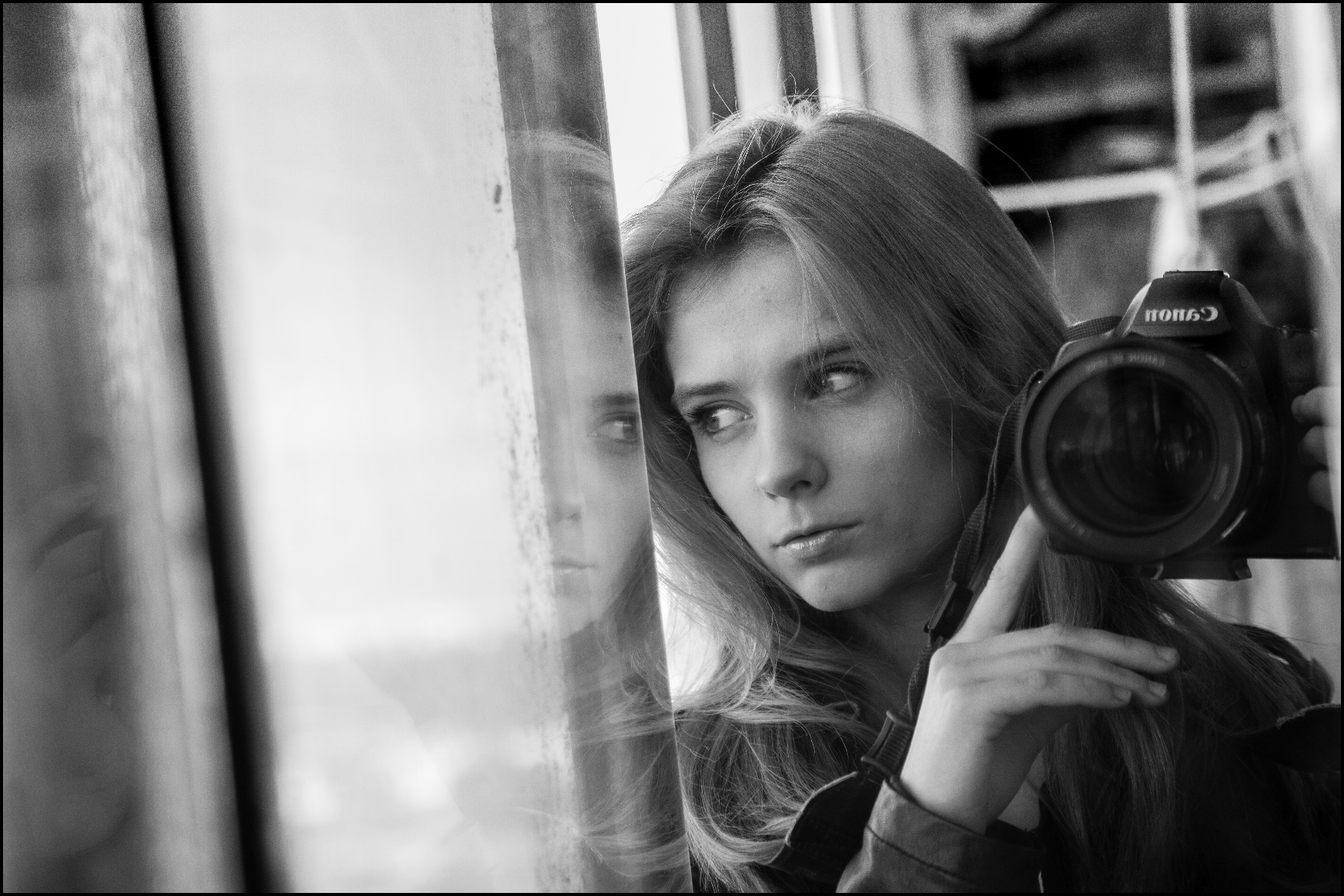 People 1761x1174 Marta Gromova women model monochrome looking sideways reflection camera long hair face