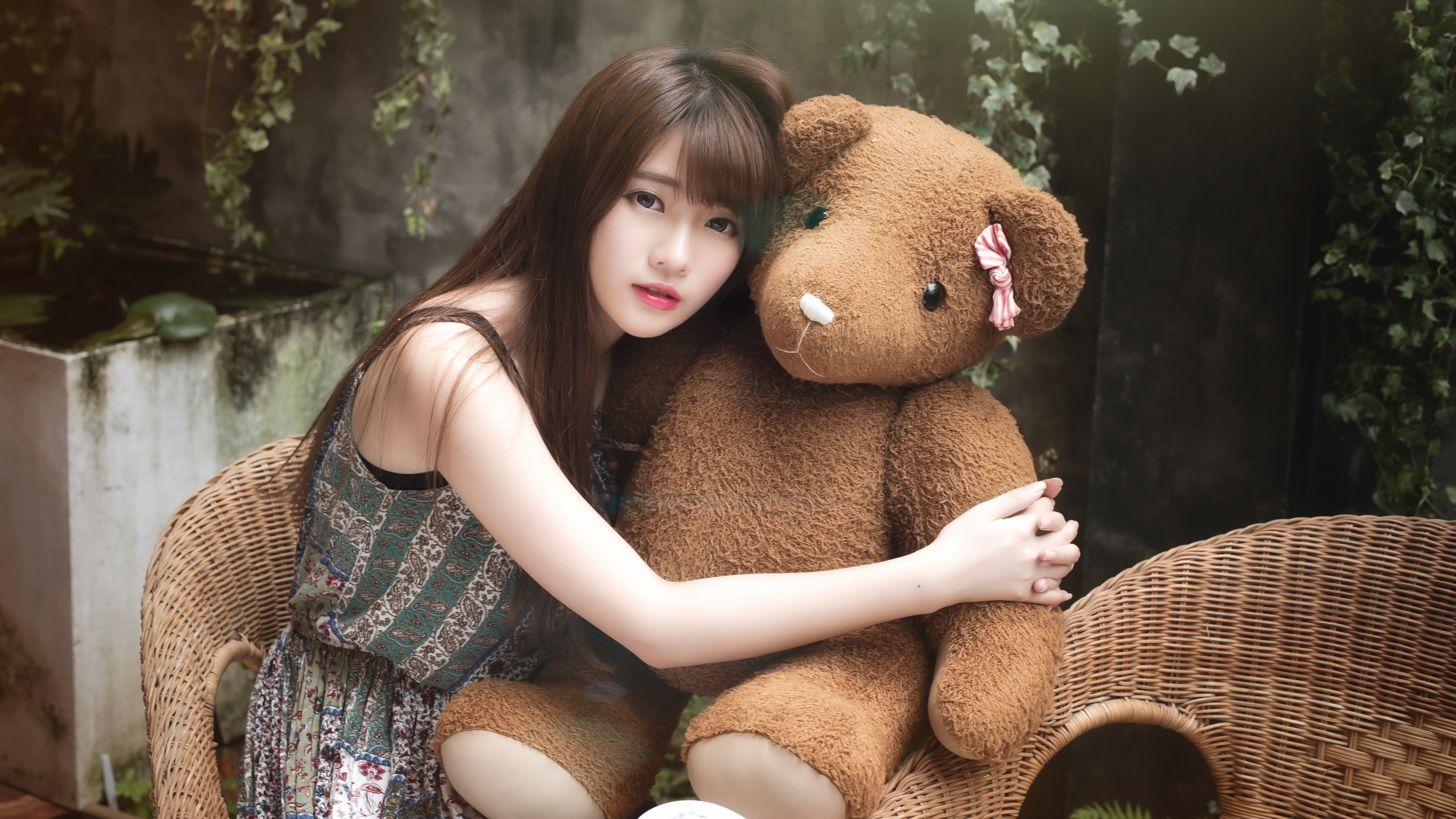 People 3840x2160 model Asian stuffed animal looking at viewer women blurry background