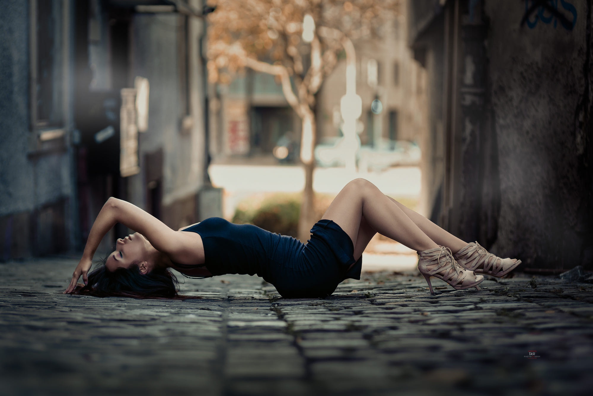 People 2000x1338 women model city urban legs women outdoors alleyway Tasos Ioannou
