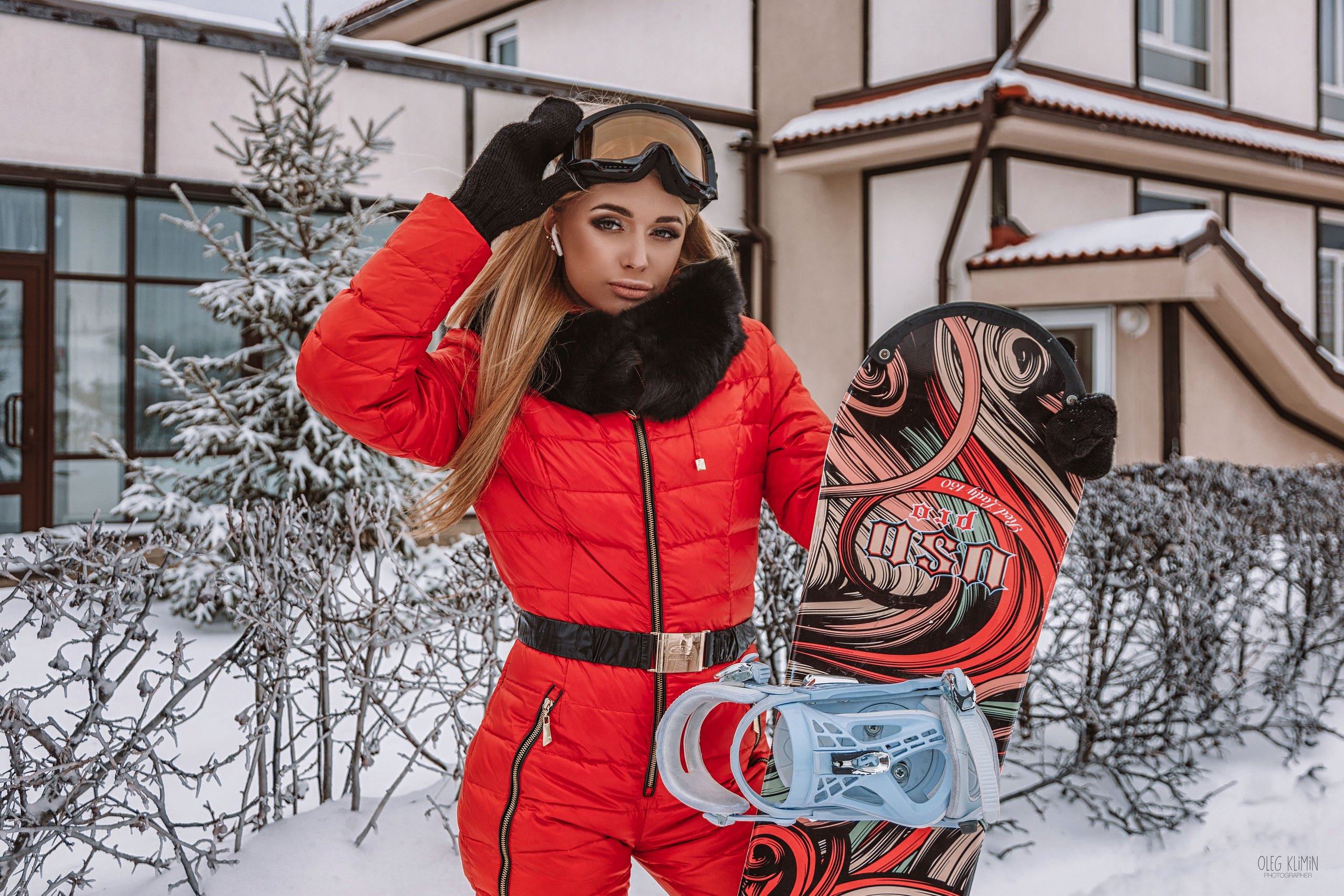 People 2560x1707 women Anastasia Zajarova Oleg Klimin snow winter goggles snowboards fur women outdoors gloves blonde one arm up red clothing black belt model