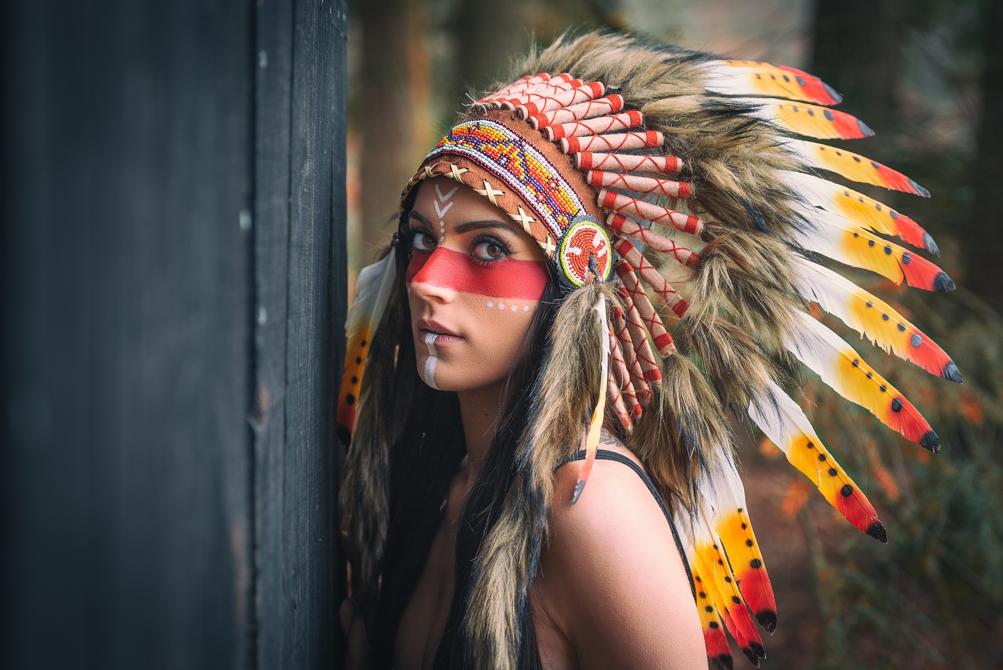 People 2048x1367 feathers makeup women model looking at viewer Native American clothing