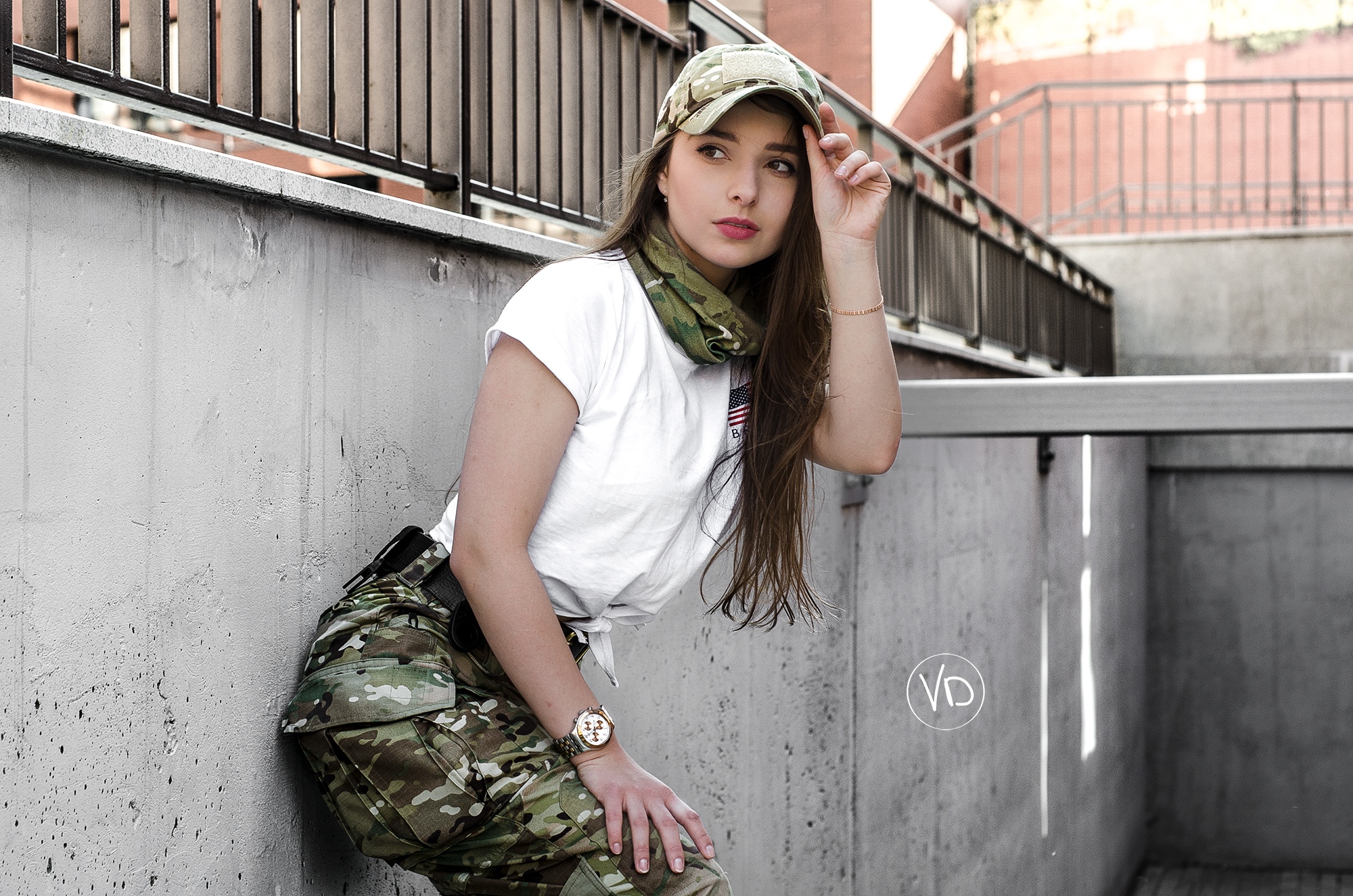People 2000x1325 women model brunette portrait T-shirt pants camouflage military looking into the distance watch women outdoors soldier white t-shirt
