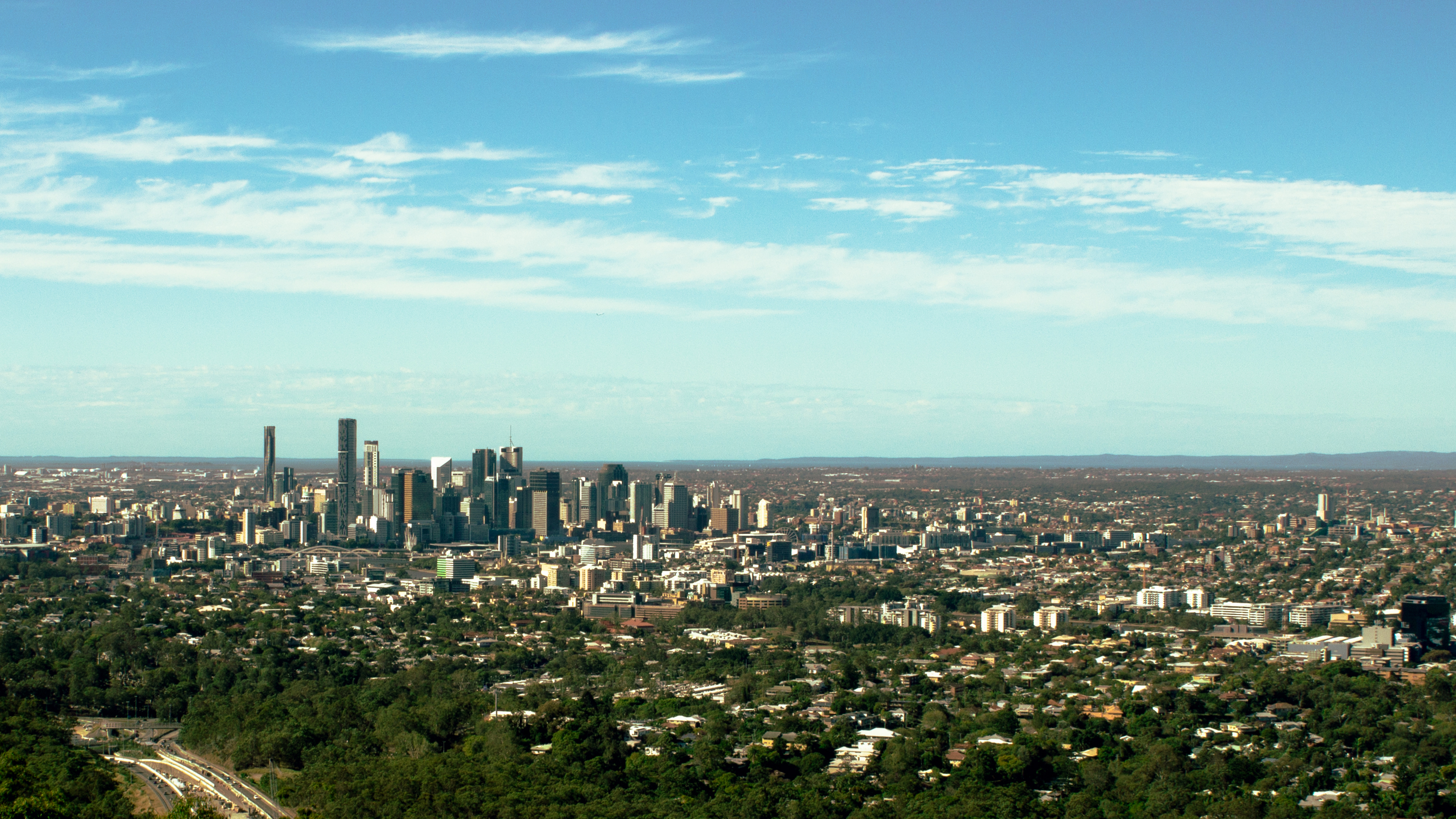 General 3177x1787 Brisbane Australia city trees architecture skyline horizon