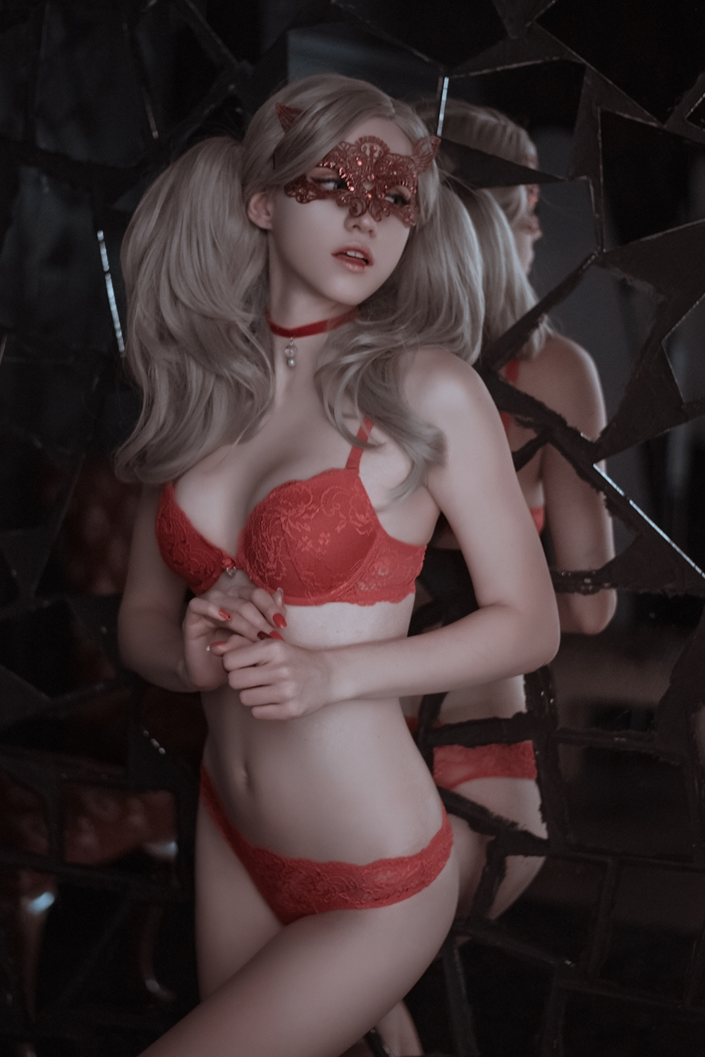 People 1000x1498 women model cosplay Shirogane Sama Ann Takamaki  Persona 5 Persona series red clothing indoors women indoors lingerie red lingerie cleavage mirror belly blonde twintails shattered Russian women