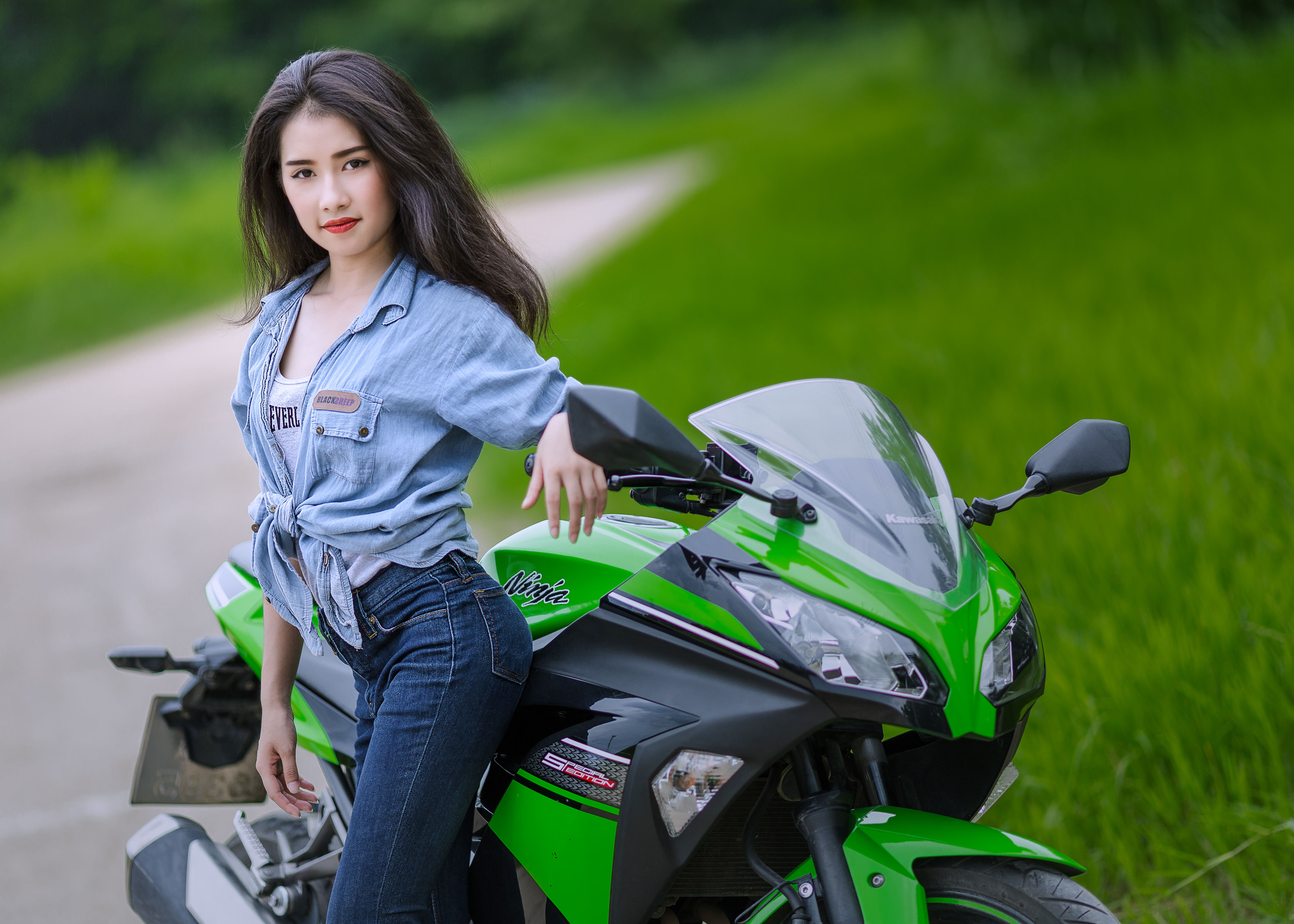 People 5108x3648 Asian women model long hair black hair leaning jeans Kawasaki Ninja ZX-10R motorcycle Kawasaki
