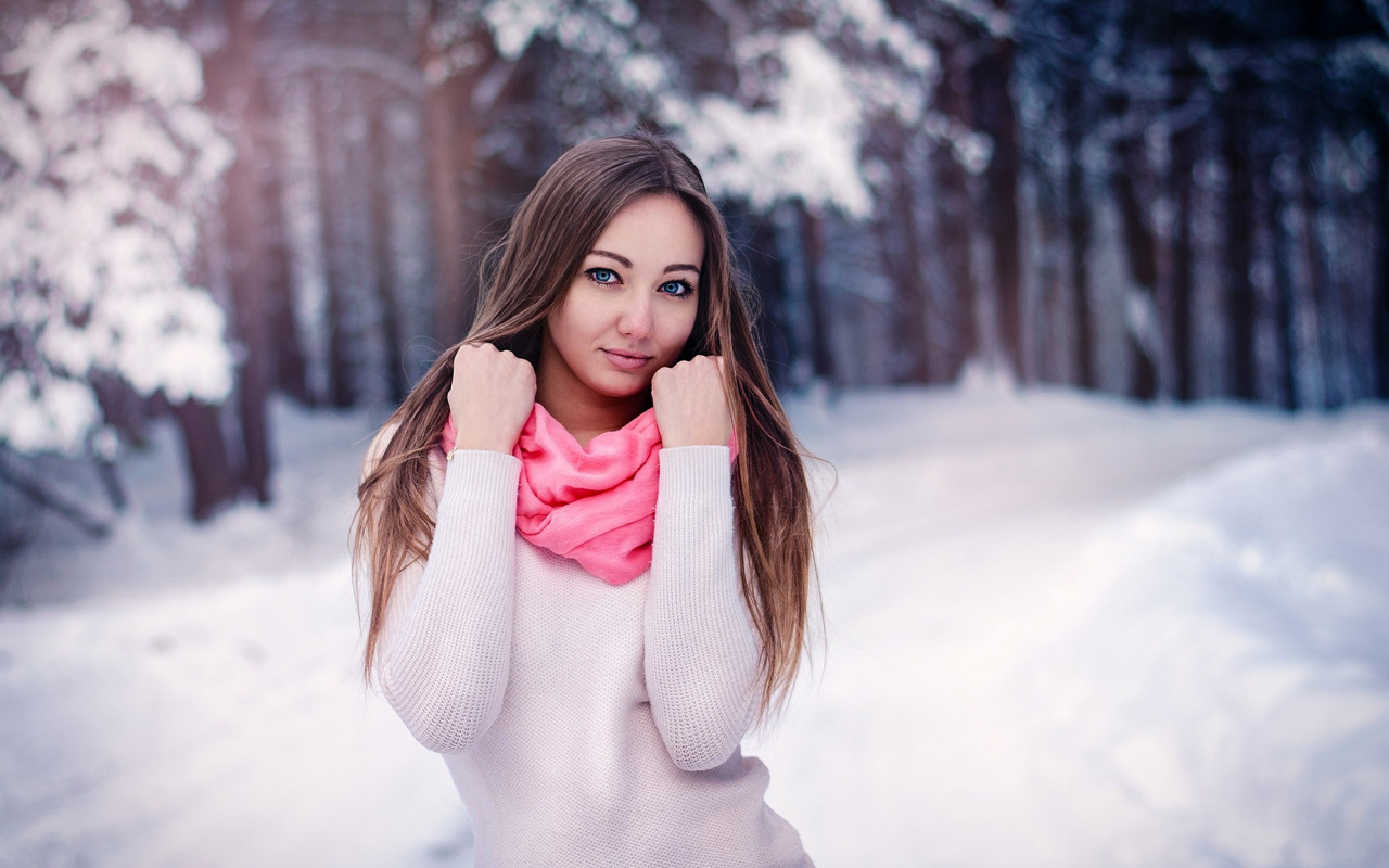 People 1280x800 Natasha Sinkevich model brunette Sergei Tomashev shawl white sweater winter snow arms up makeup women women outdoors