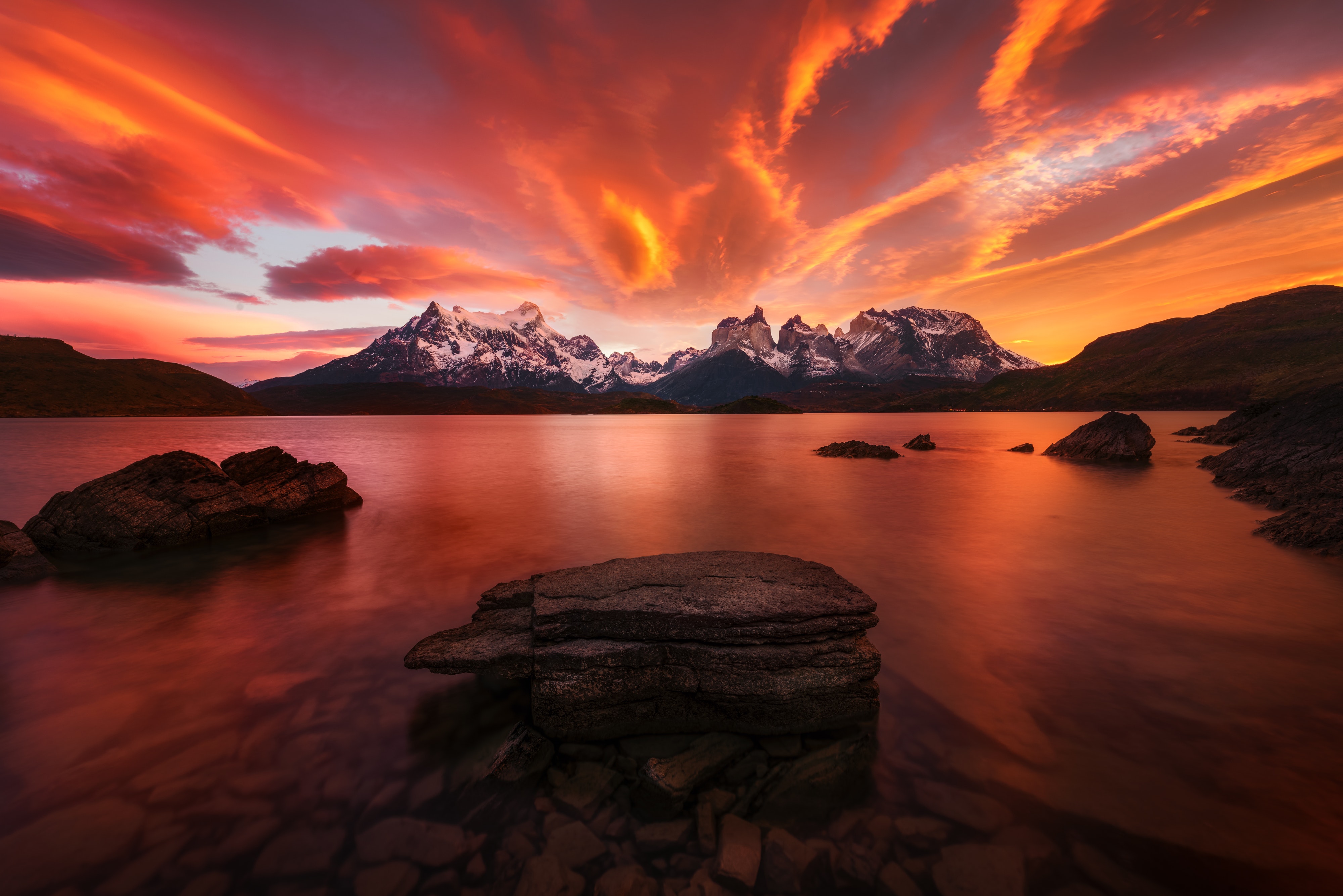 General 4000x2668 Patagonia Argentina sunset landscape mountains clouds lake sky photography