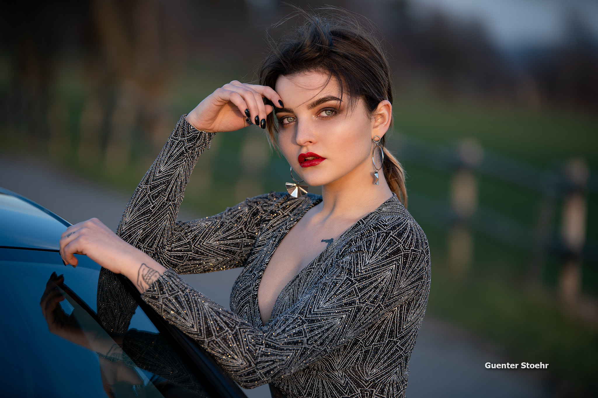 People 2048x1365 women model Guenter Stoehr women outdoors outdoors women with cars looking at viewer 500px dark hair makeup lipstick