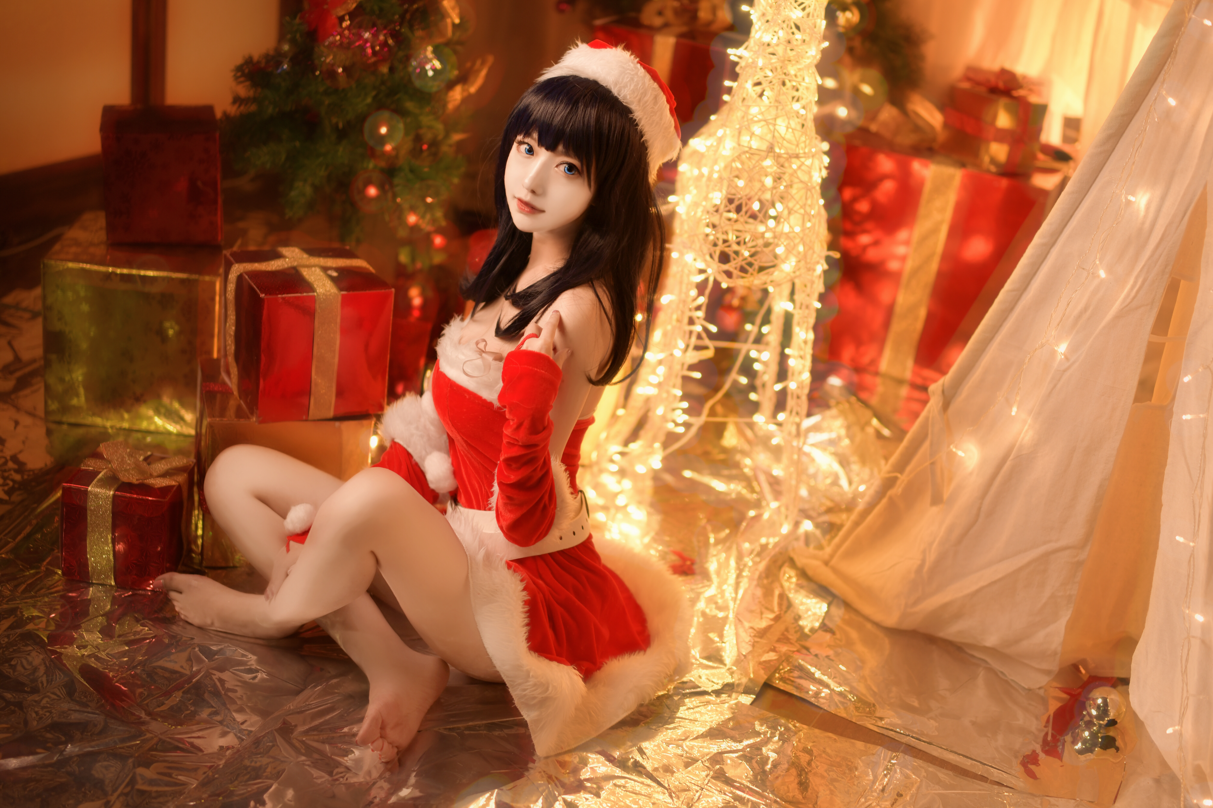 People 4032x2688 Christmas Christmas clothes Christmas lights Christmas Lingerie Christmas presents Asian long hair women model brunette Santa outfit barefoot