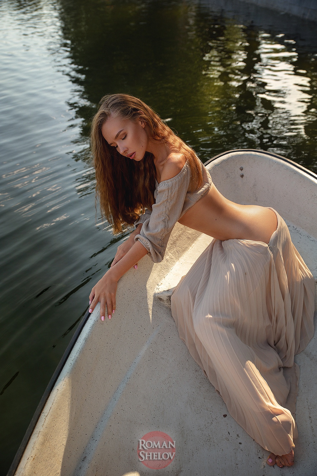 People 1100x1648 Roman Shelov women Tatyana Kuznetsova brunette brown clothing barefoot boat water lake women with boats