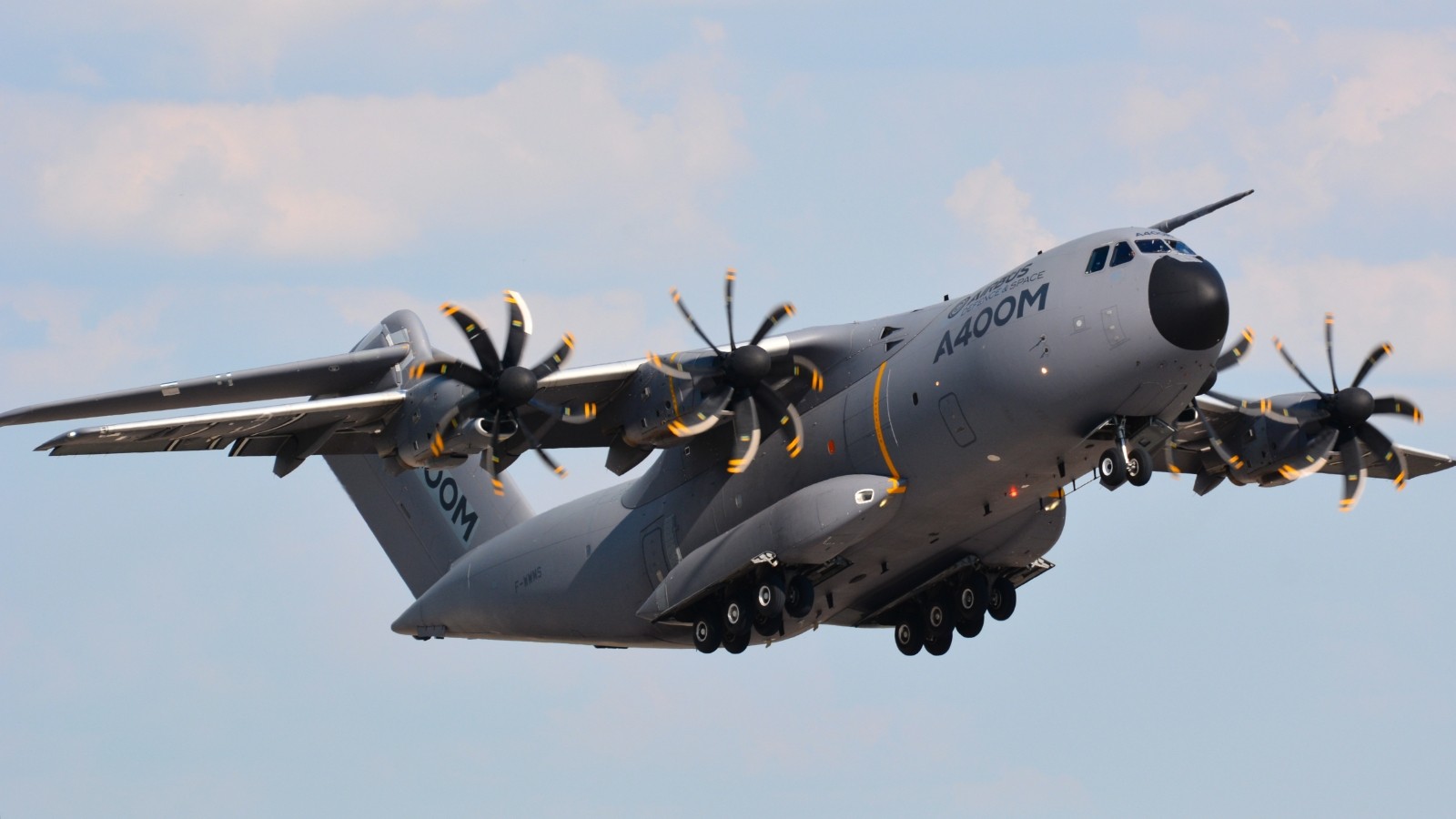 General 1600x900 Airbus A400M Atlas aircraft vehicle military numbers Airbus french aircraft