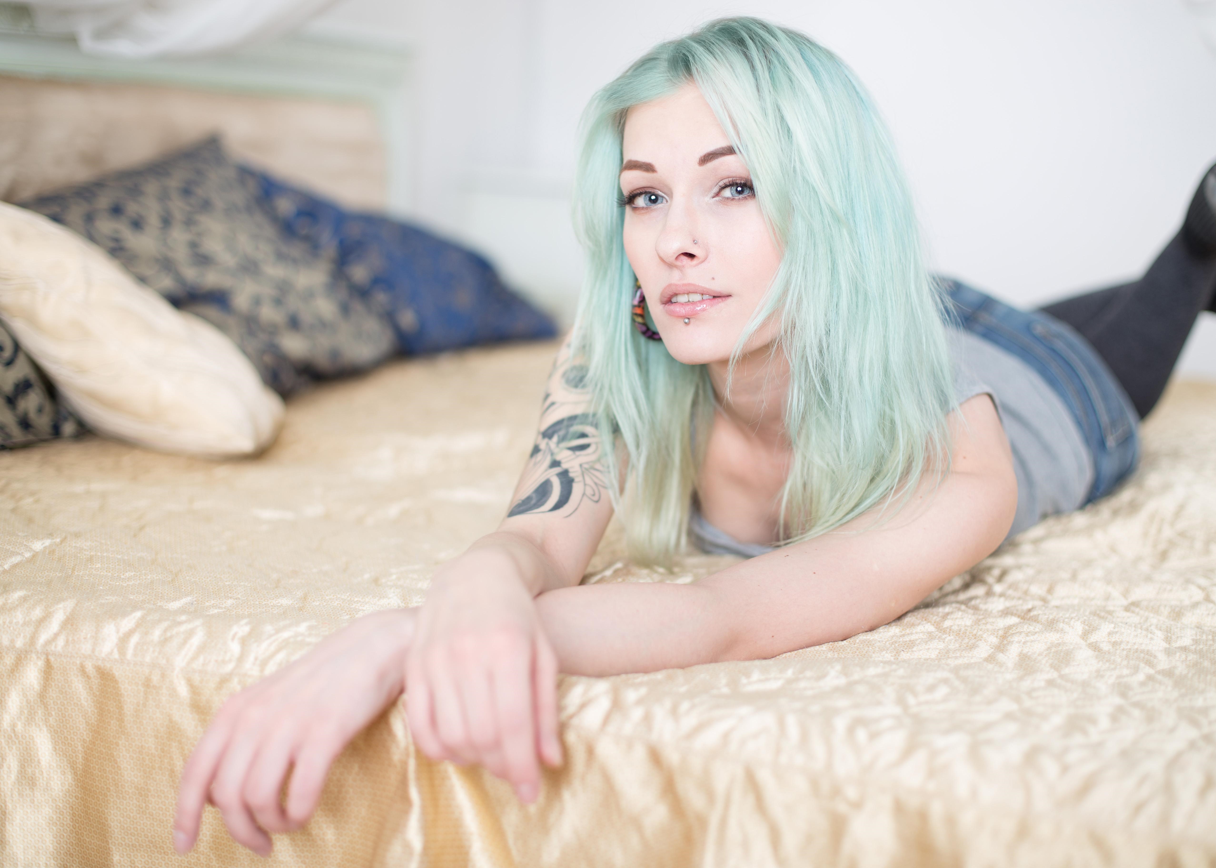 People 5109x3648 bed women model Suicide Girls piercing green hair blue eyes