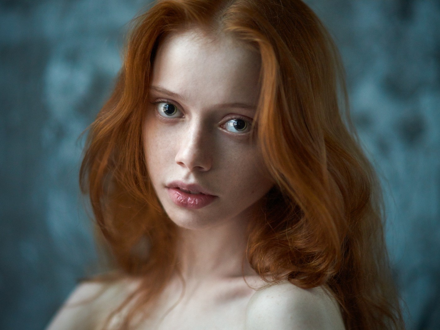 People 1400x1050 women face portrait redhead Ekaterina Yasnogorodskaya model closeup looking at viewer women indoors indoors long hair