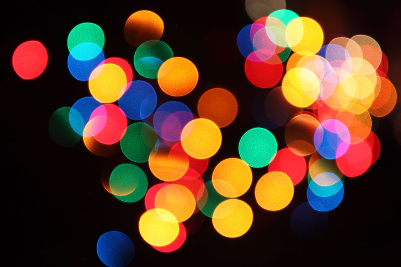 General 1280x853 bokeh colorful dots Christmas yellow black background simple background
