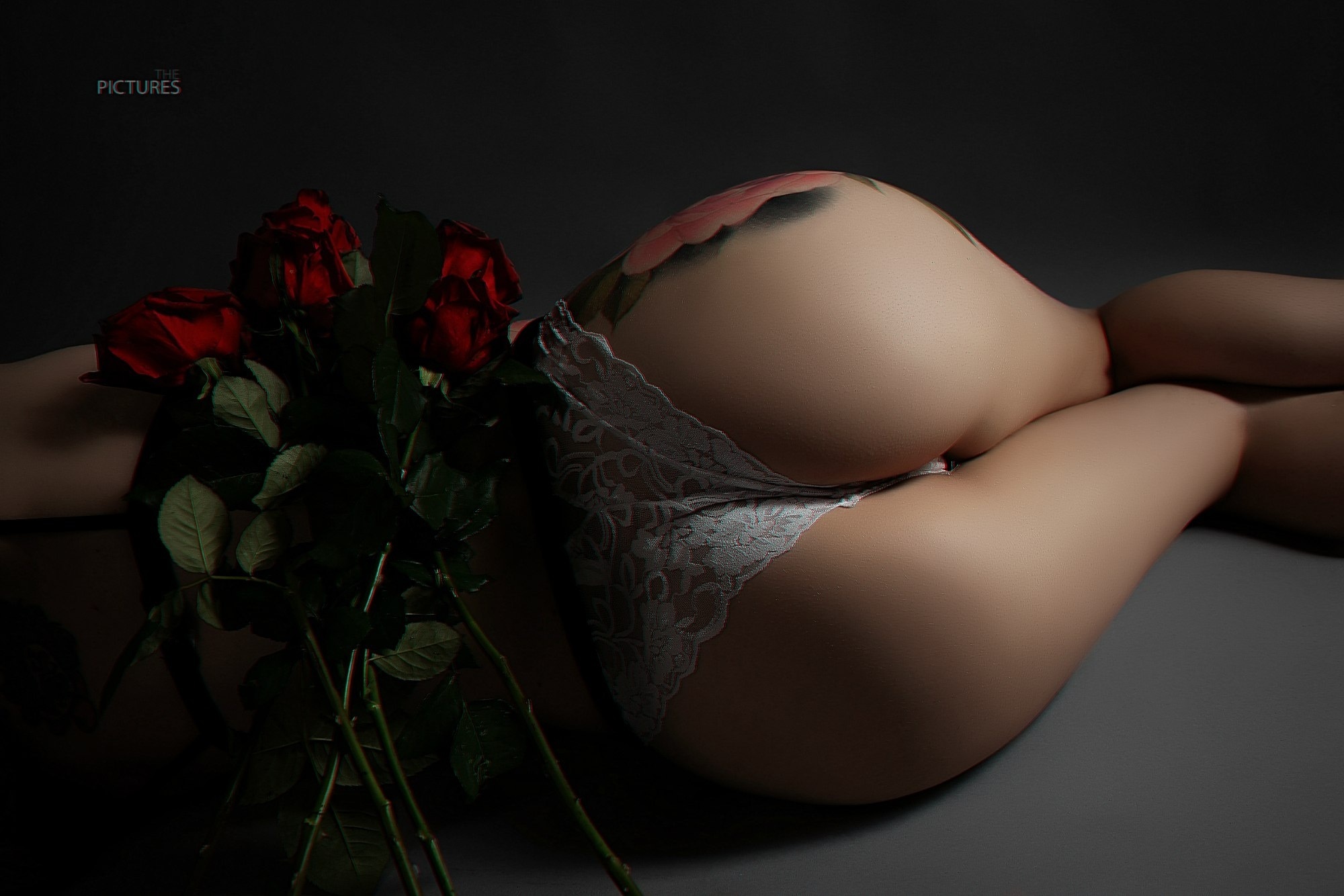 People 2000x1334 ass on the floor flowers rose women panties Nikolay Khvatov rear view plants red flowers lingerie white lingerie legs together women indoors indoors model lying down lying on side