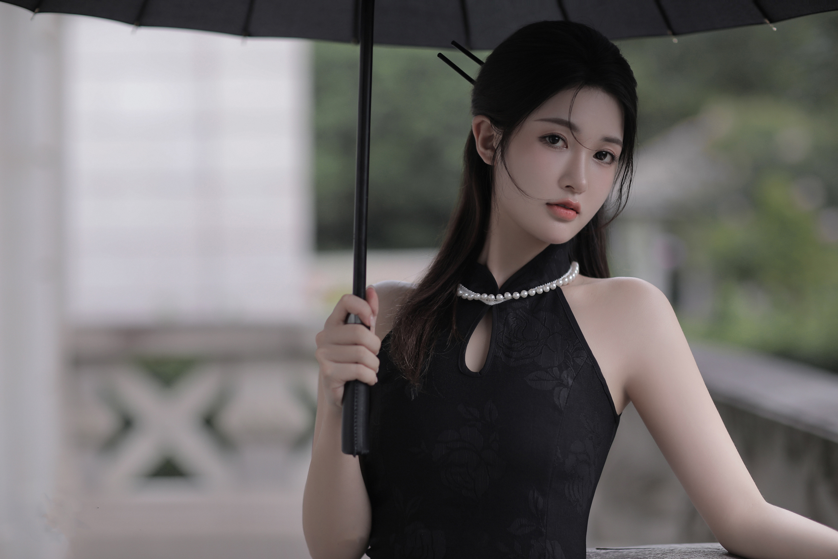 People 2700x1800 Chinese model umbrella women cheongsam Asian pale women outdoors
