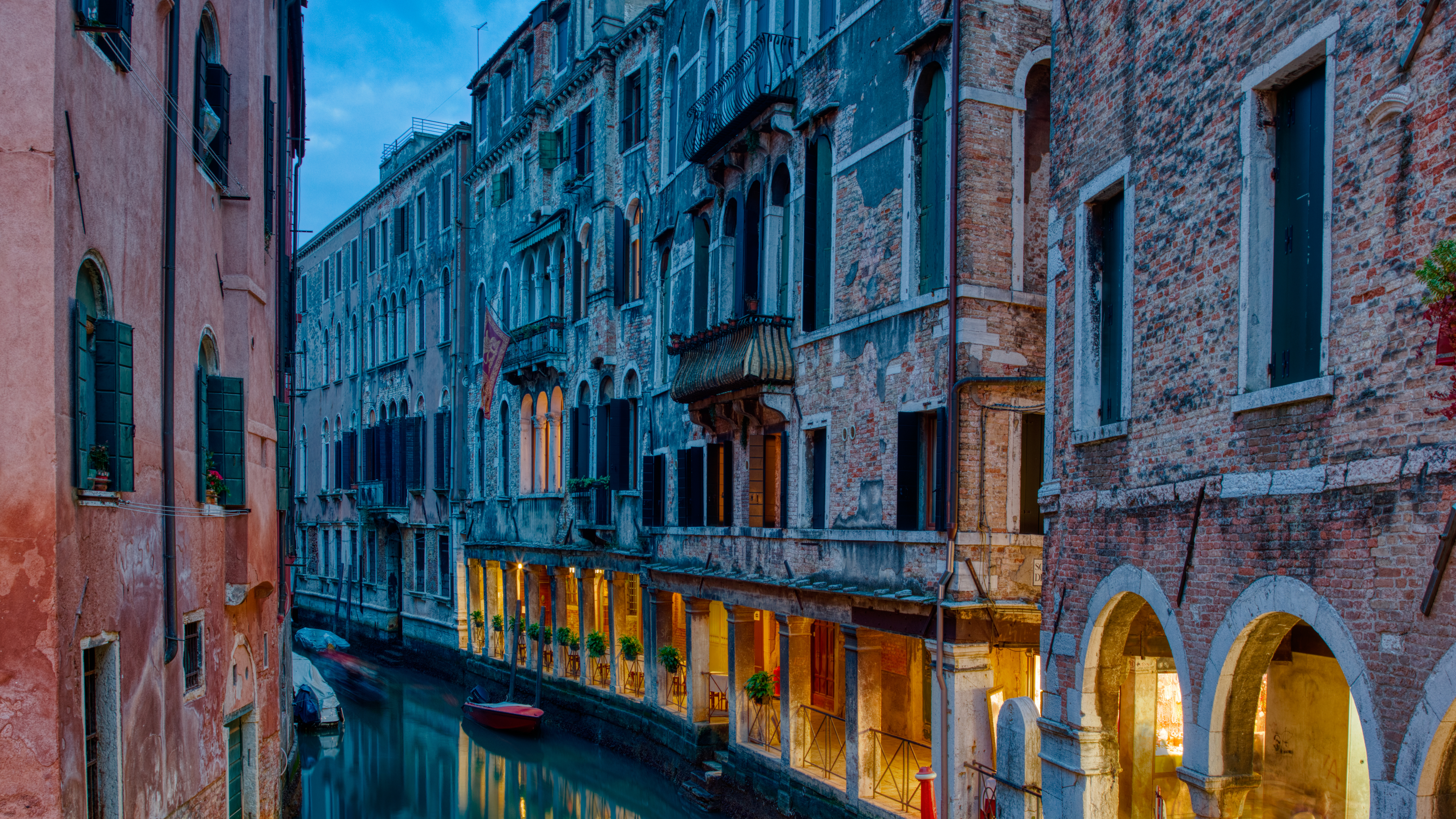 General 7680x4320 Trey Ratcliff photography building water boat Italy Venice