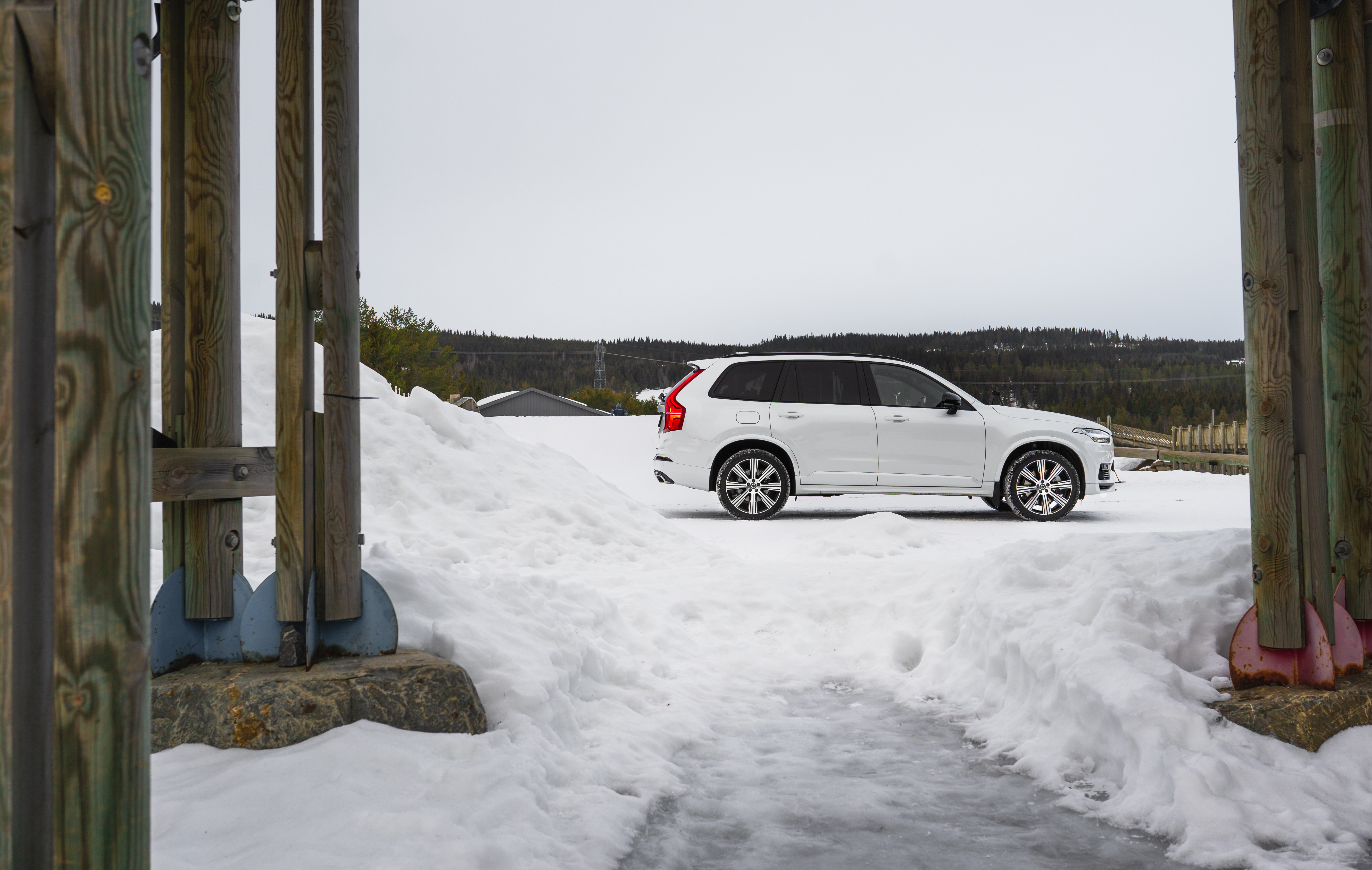 General 5323x3376 car Volvo SUV Volvo XC90 snow winter vehicle Swedish cars white cars