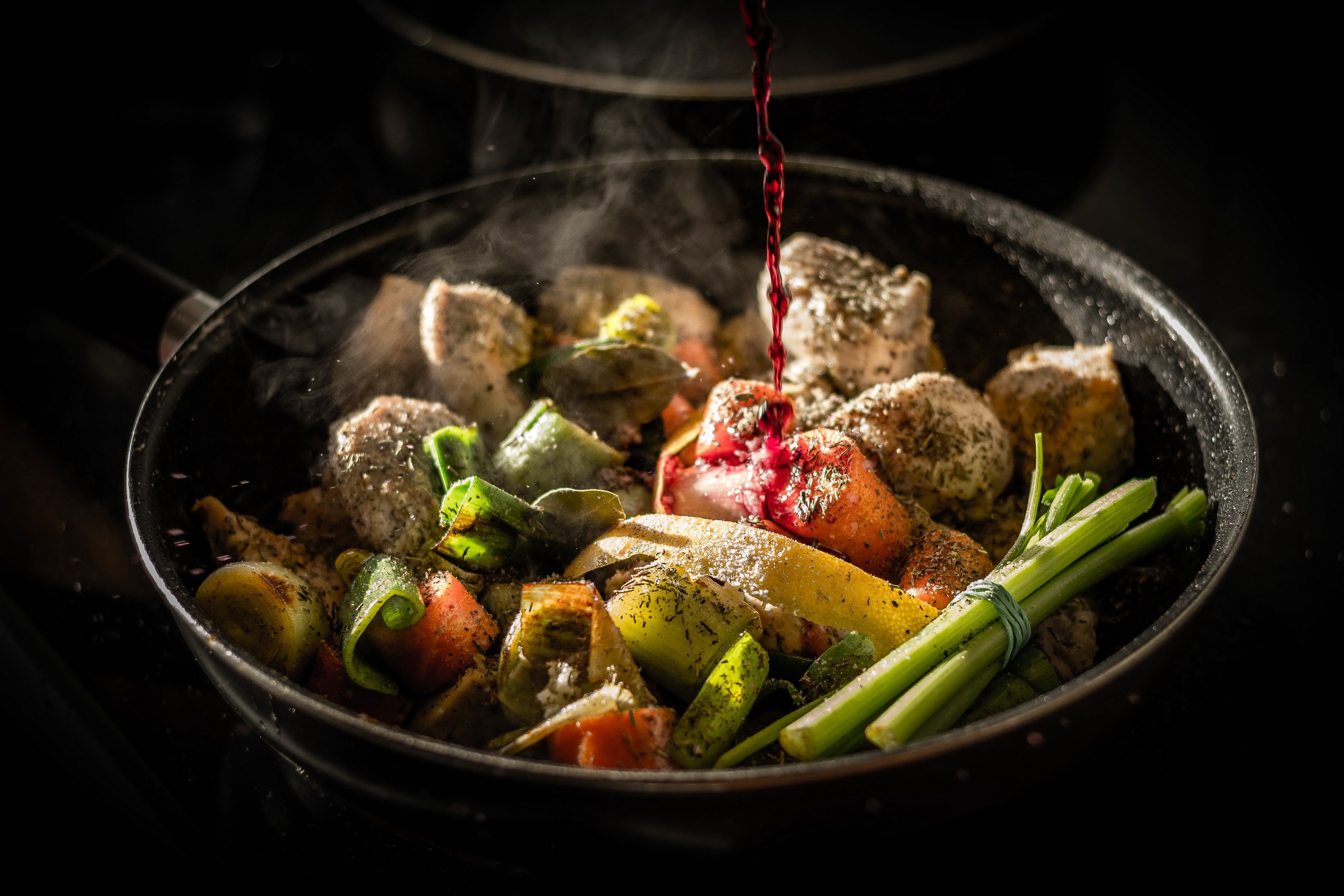 General 2560x1707 food vegetables colorful red wine cooking closeup