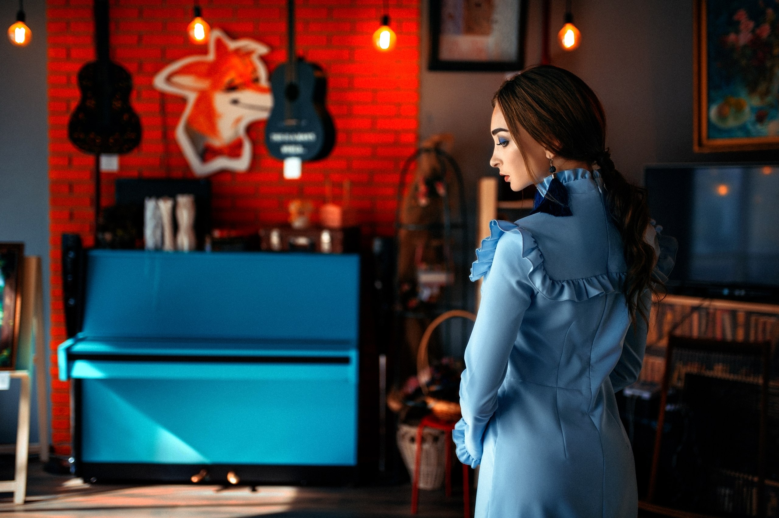 People 2560x1704 women blue dress portrait piano guitar TV indoors rear view dress earring large earrings musical instrument