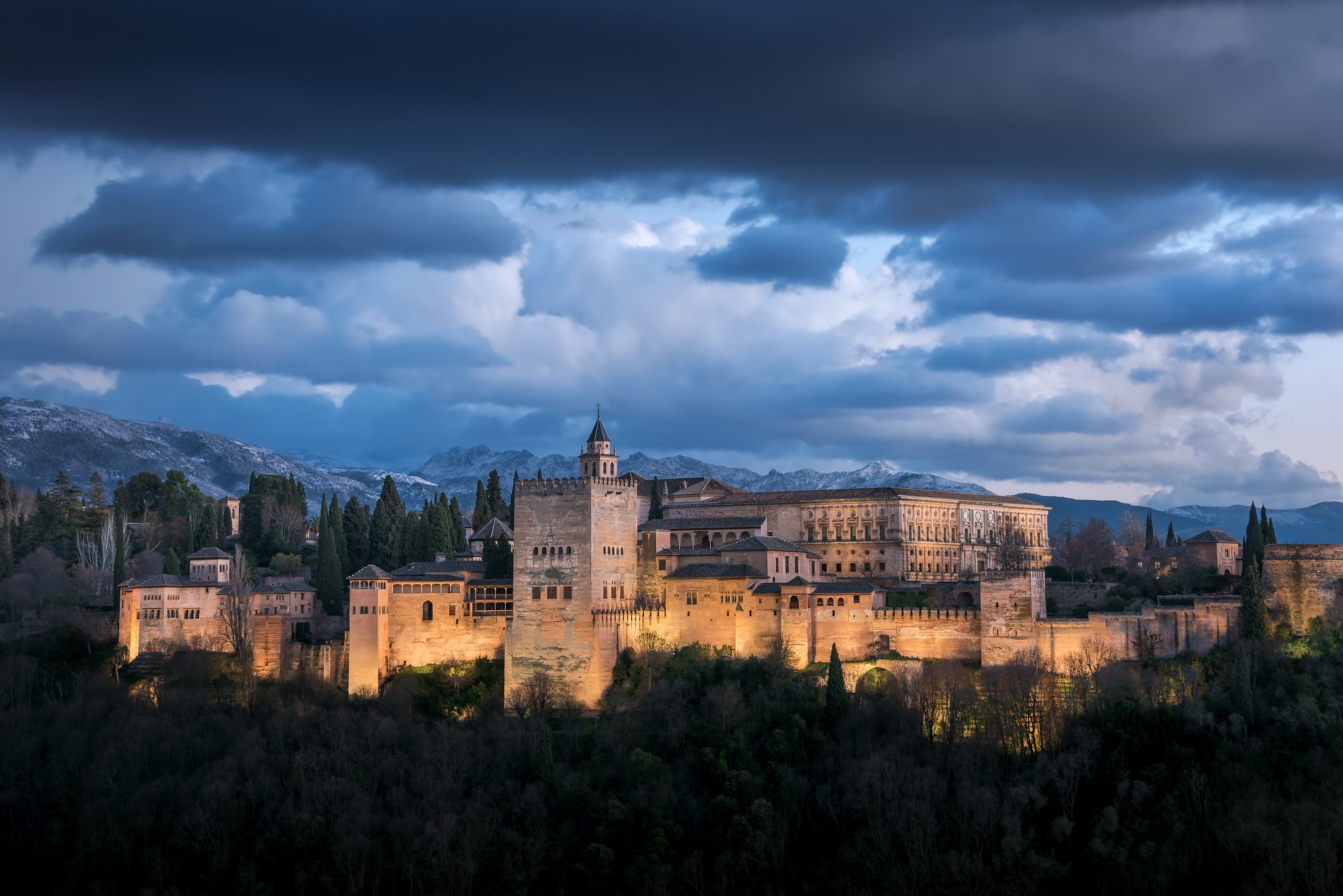 General 2048x1367 Spain sky clouds outdoors building Granada Alhambra La Alhambra