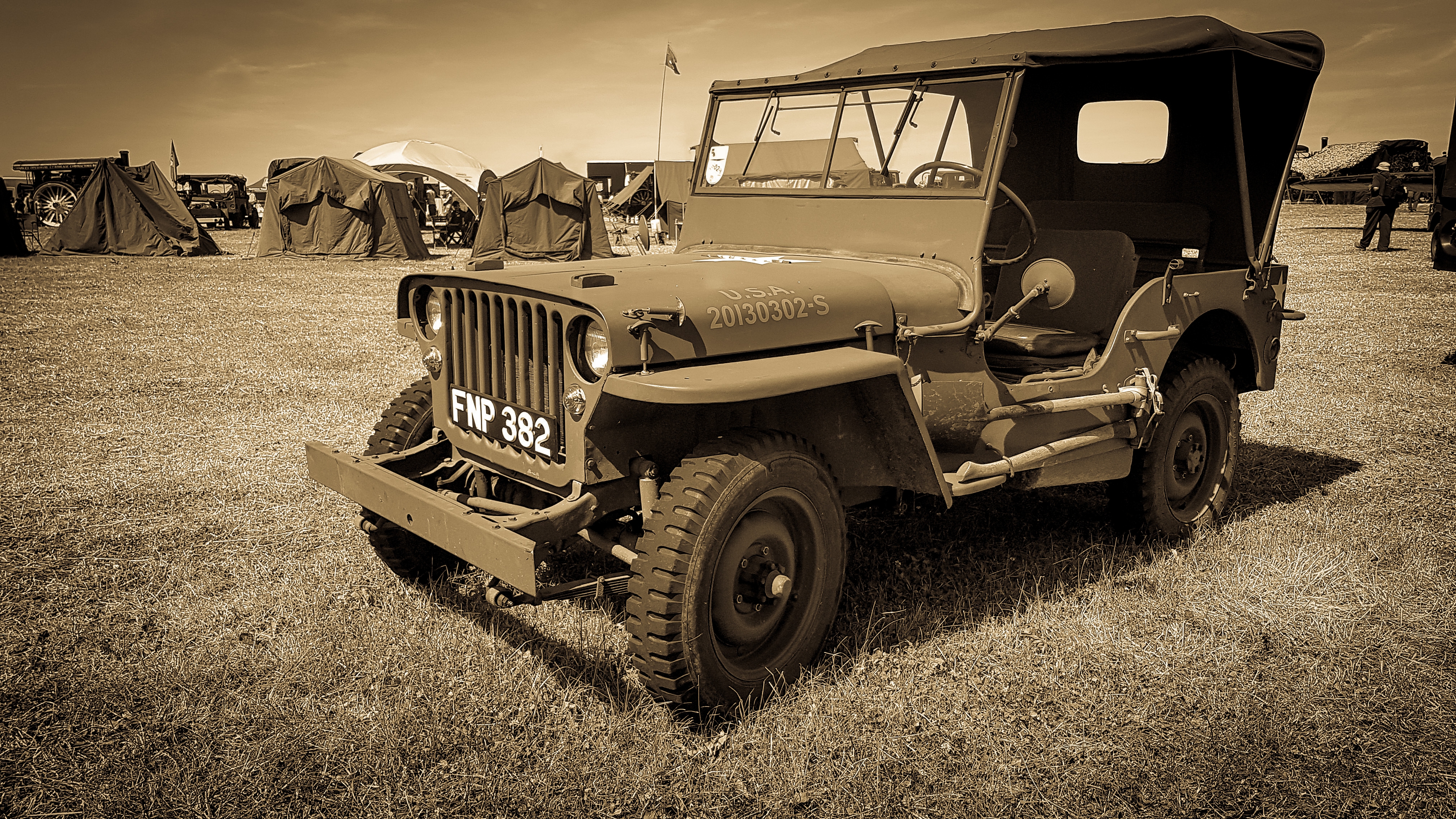 General 3840x2160 military army car USA sepia frontal view Jeep