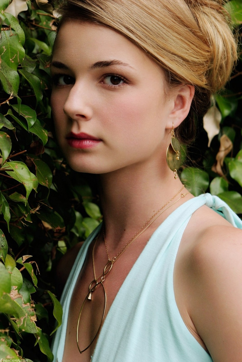People 1024x1533 Emily Vancamp women actress women outdoors nature plants face portrait display closeup necklace outdoors leaves