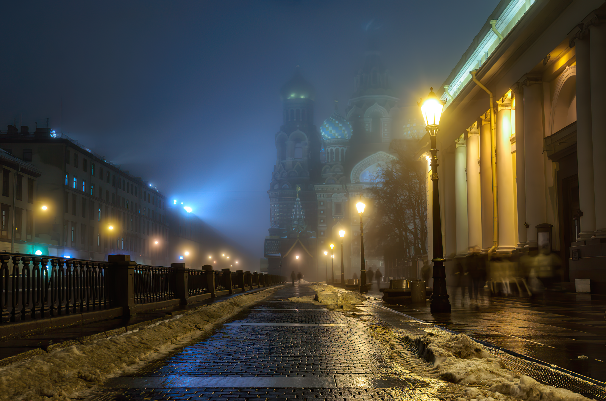General 2036x1349 Russia St. Petersburg mist people street light building temple photography city snow