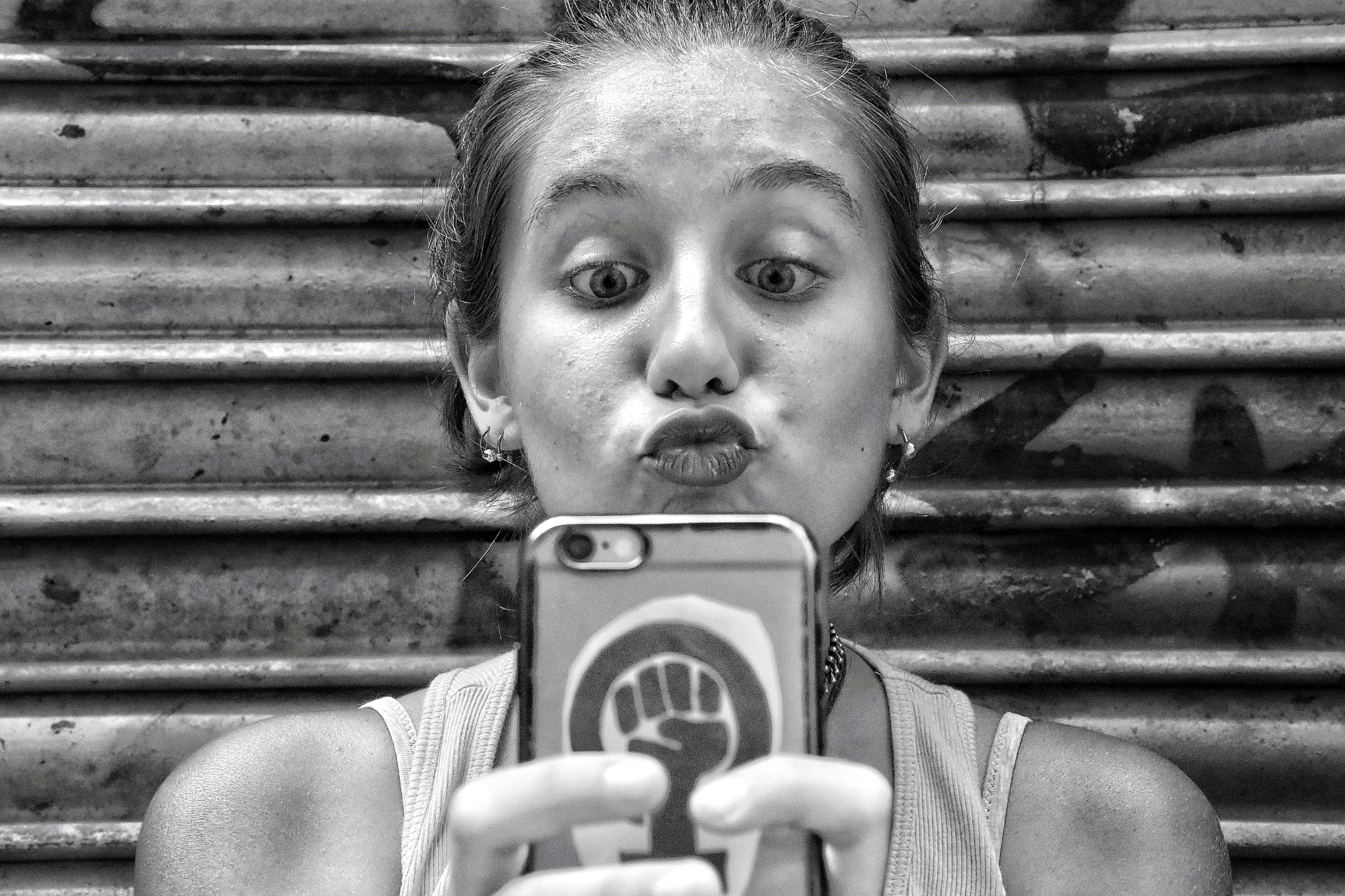 People 2048x1365 Ferran Corral women model 500px monochrome selfies face duckface feminism