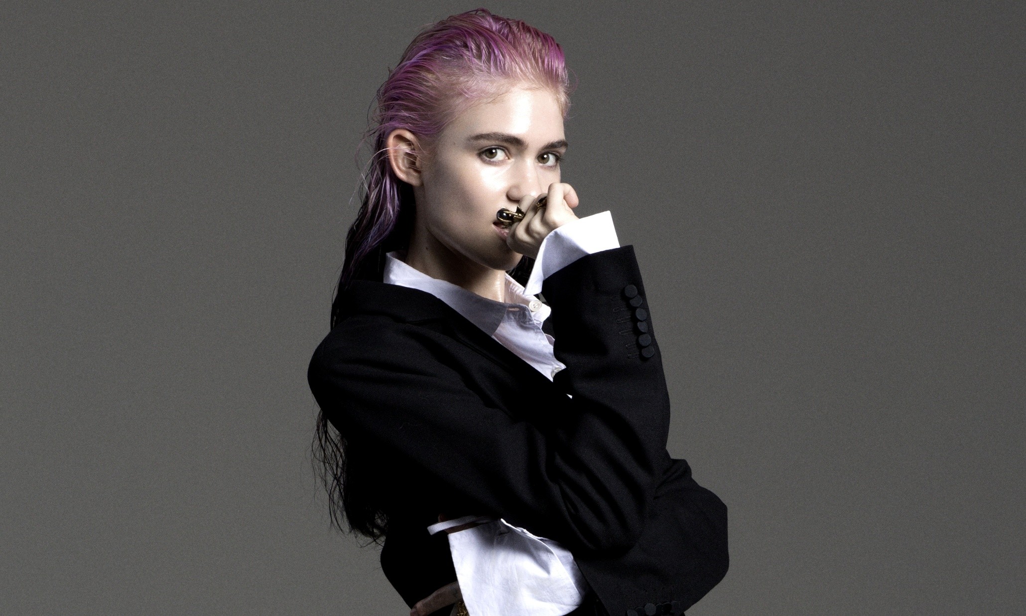 People 2060x1236 women Grimes dyed hair women indoors indoors gray background simple background looking at viewer studio long hair