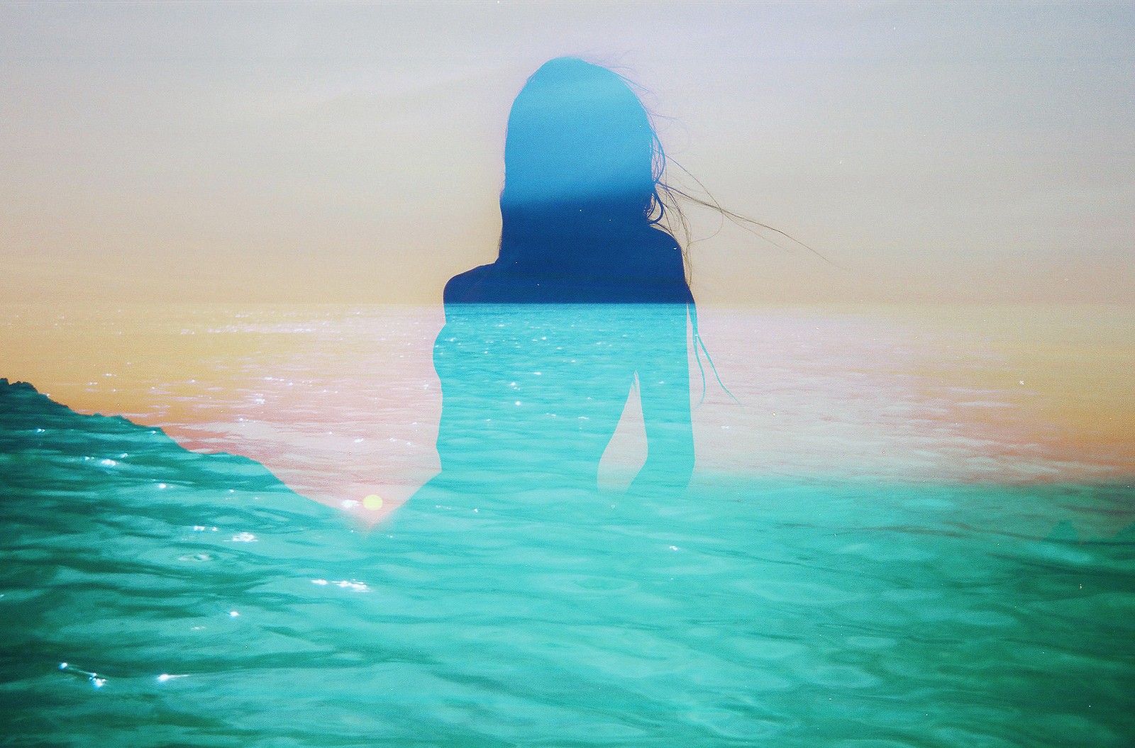 People 1600x1055 women water double exposure cyan sea horizon silhouette turquoise