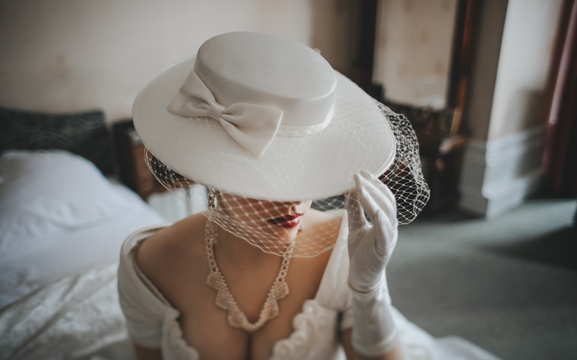 People 1920x1200 sun hats women necklace cleavage model hat white gloves red lipstick white dress Yuliya Bahr