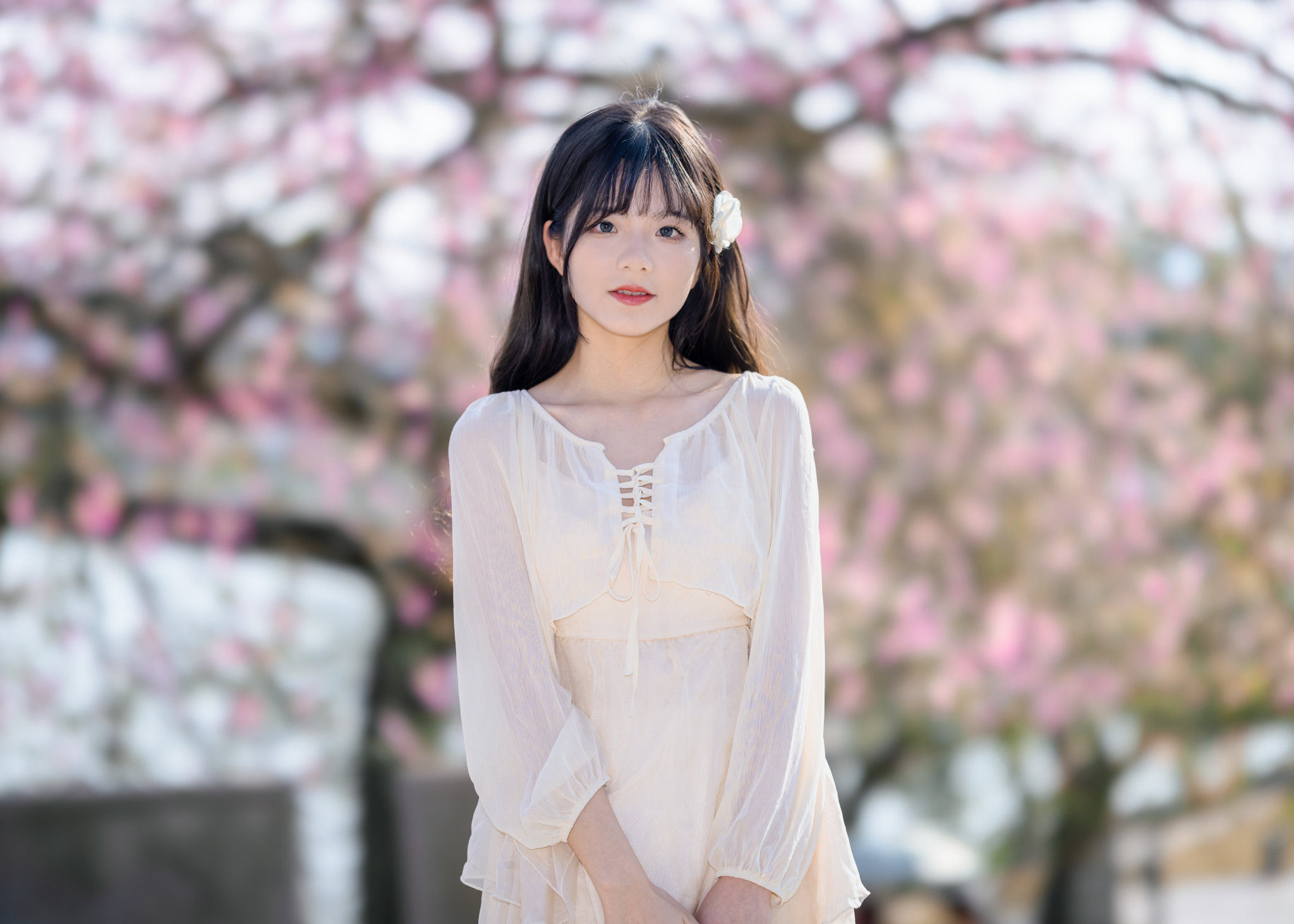 People 2048x1463 Qin Xiaoqiang women Asian dark hair eyeliner dress white clothing depth of field