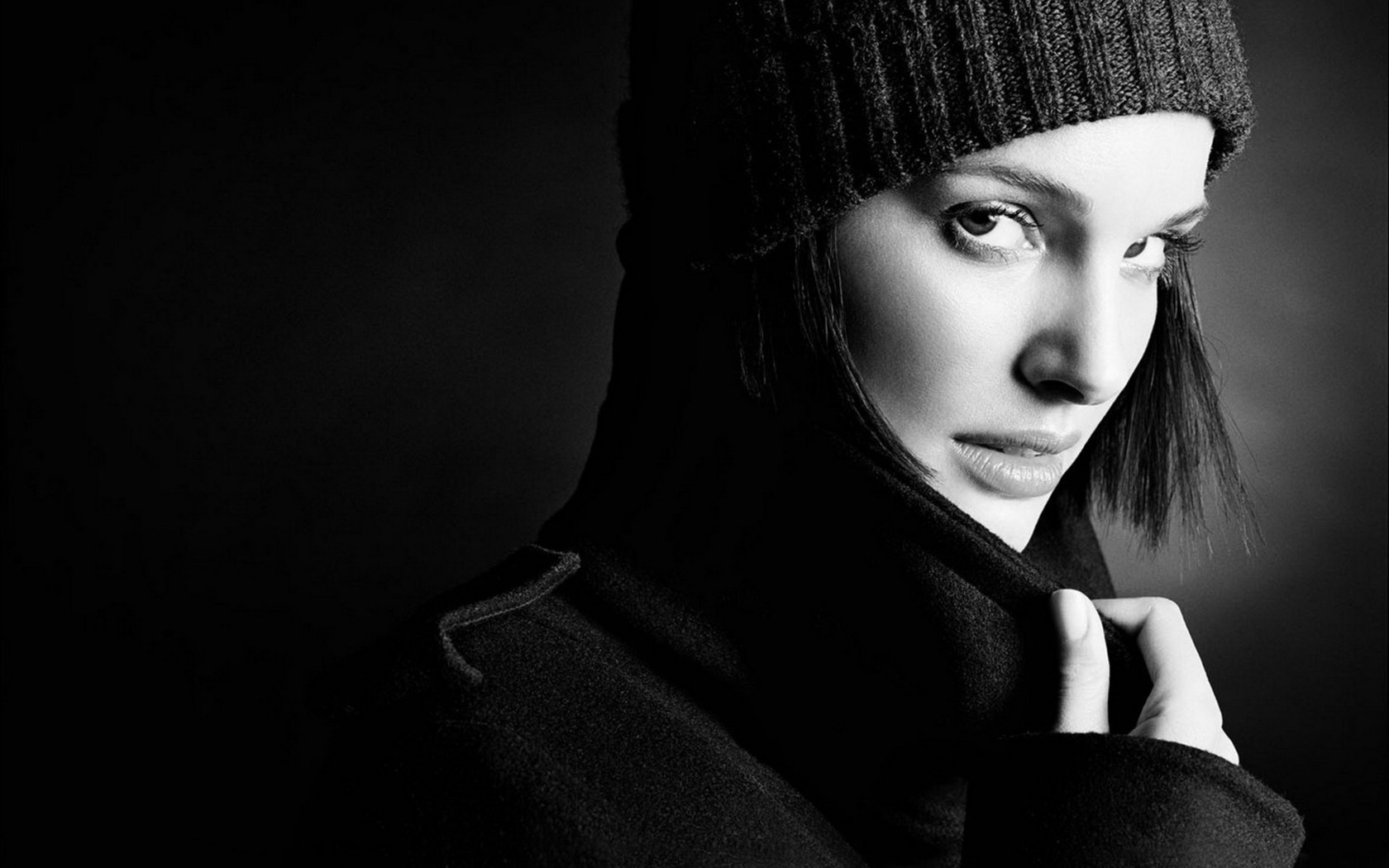 People 1680x1050 women actress Natalie Portman monochrome face toque