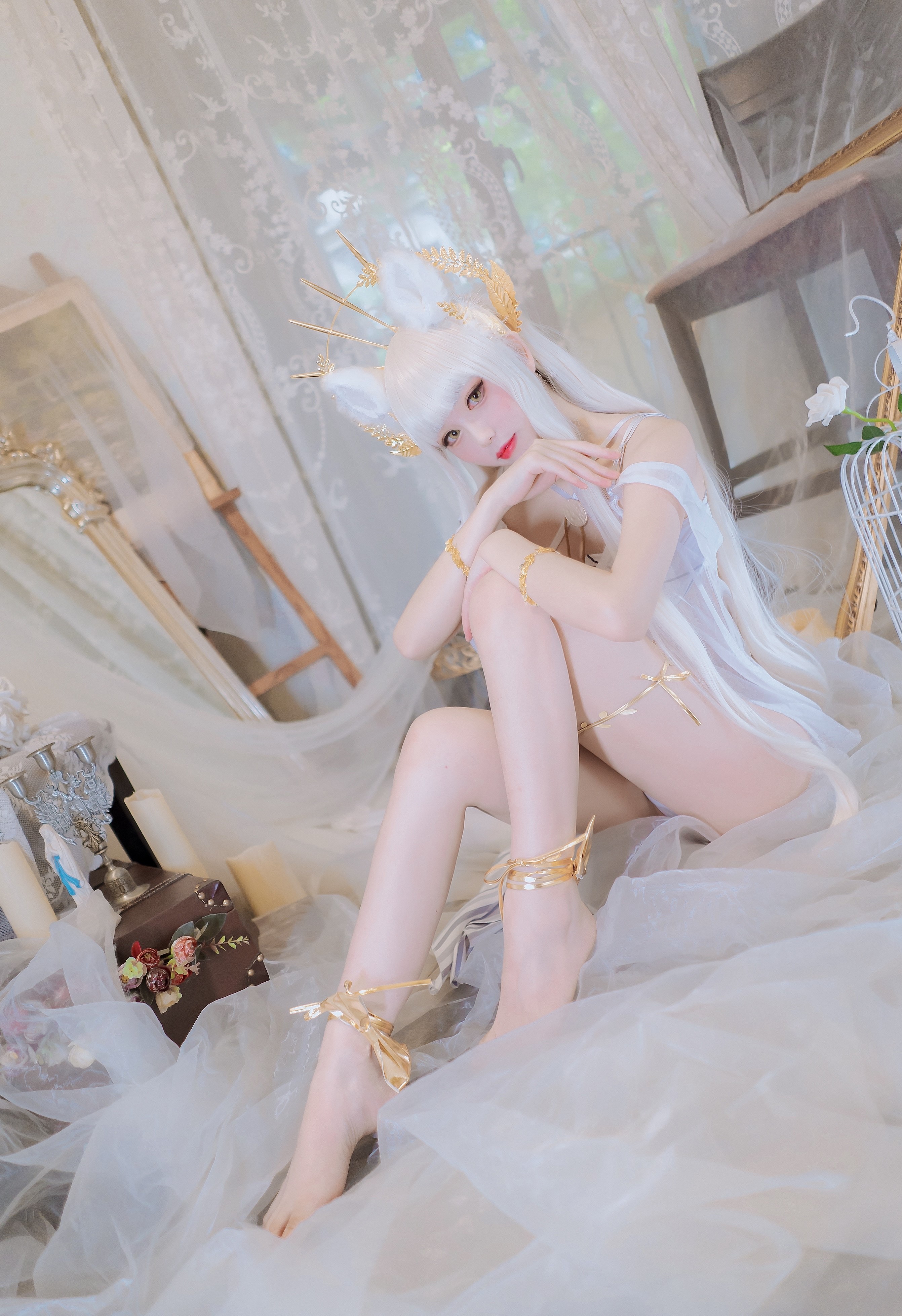 People 2683x3913 cosplay women platinum blonde in bed wigs hair ornament pointed toes pale legs Asian women indoors animal ears looking at viewer Chinese