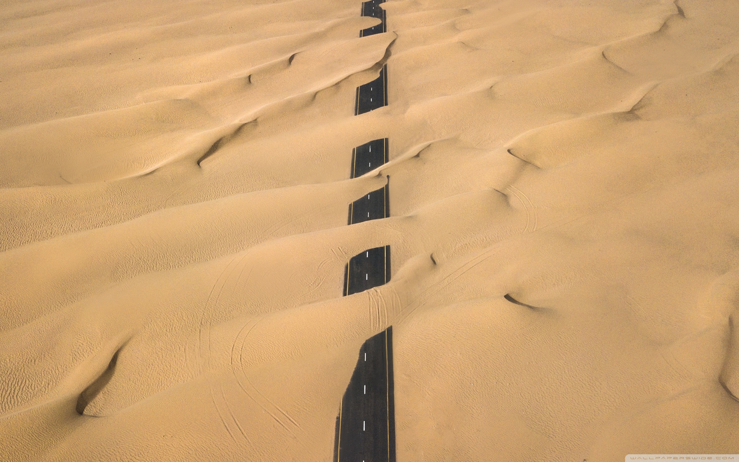 General 2560x1600 desert road sand