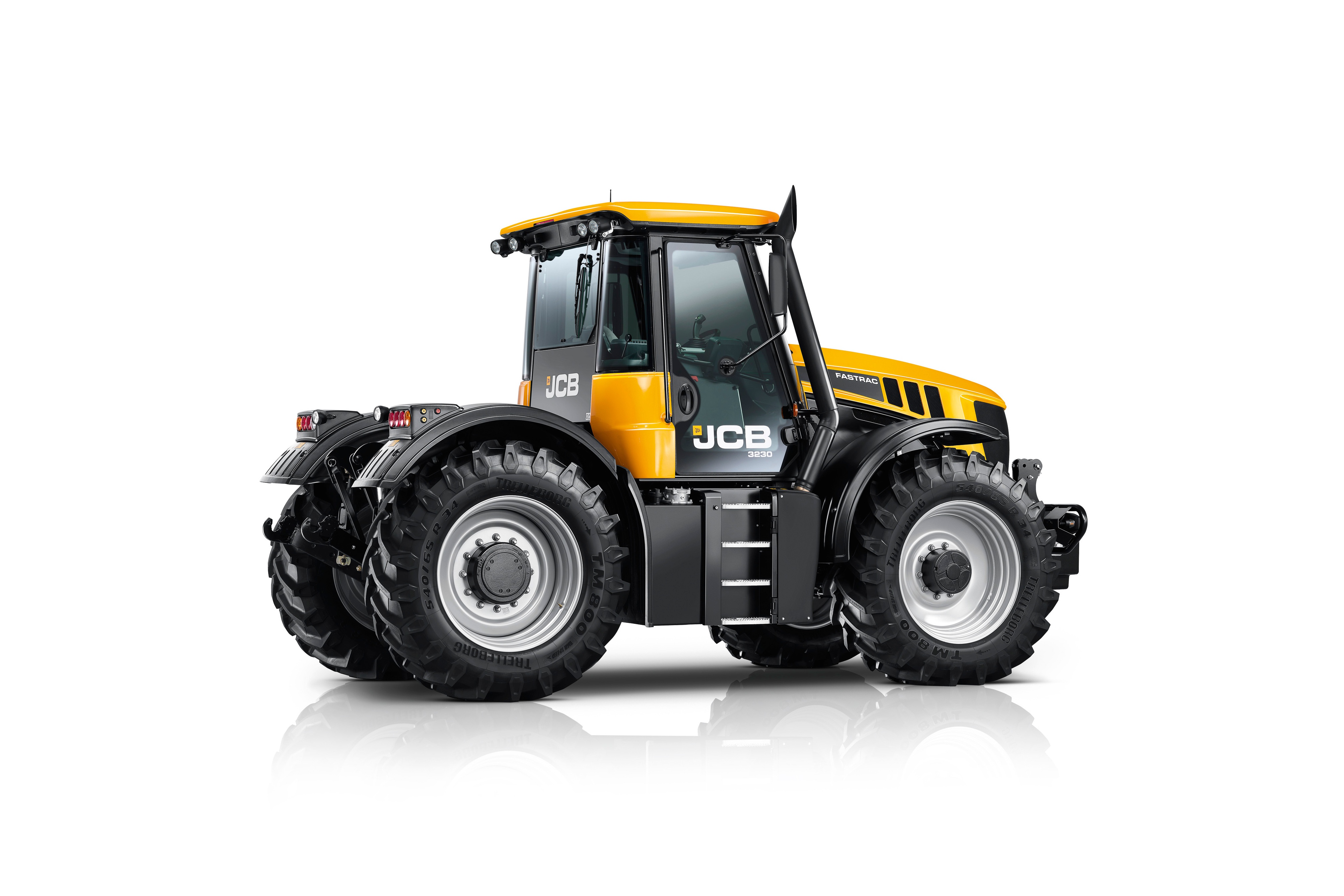 General 4050x2700 simple background vehicle tractors Fastrac 3230