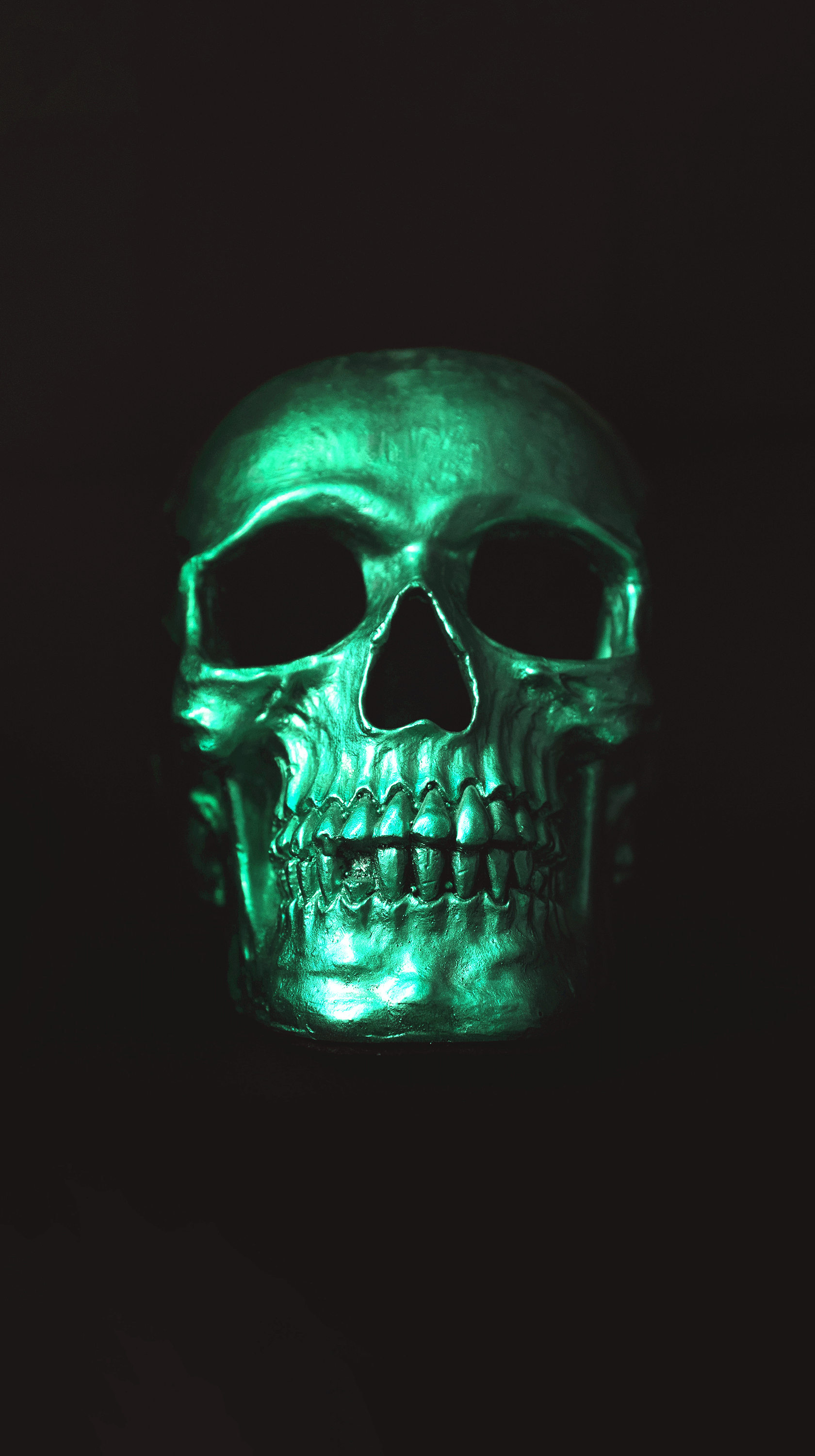 General 1680x3000 skull black background simple background digital art