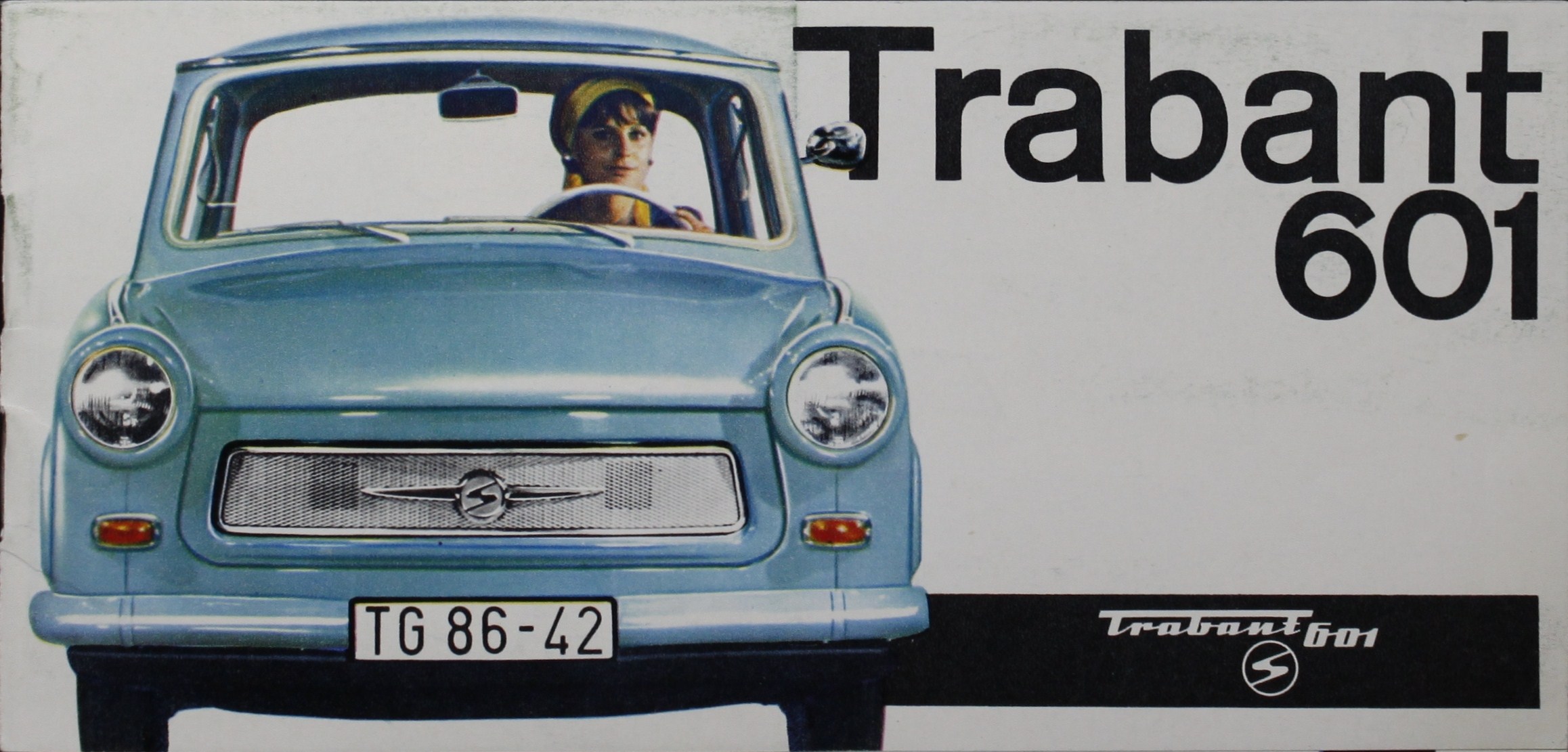 General 2316x1111 car Trabant DDR East Germany vehicle vintage commercial women blue cars