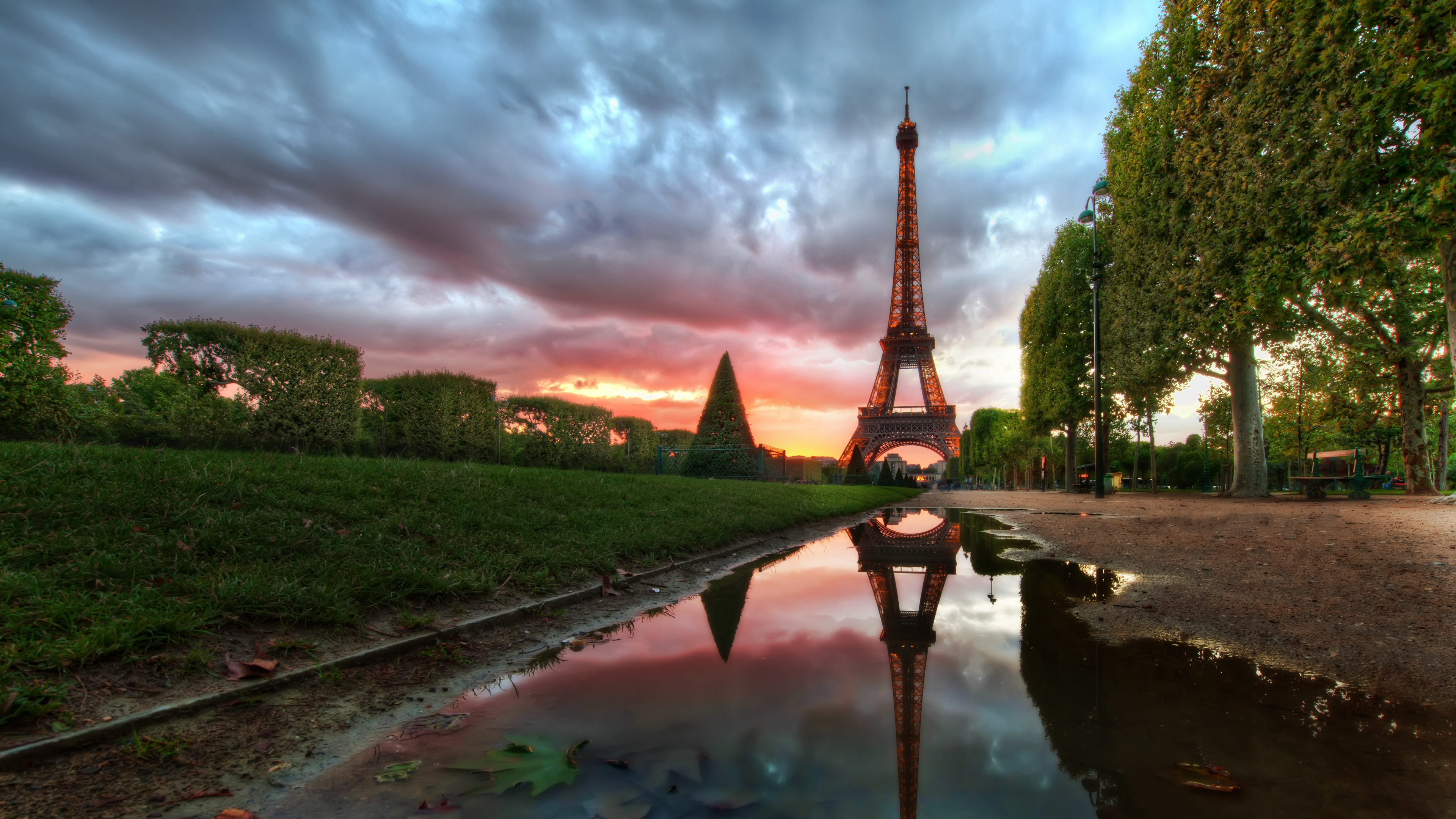 General 3840x2160 Trey Ratcliff photography cityscape France Paris Eiffel Tower building park trees sky clouds water reflection sunset glow landmark Europe