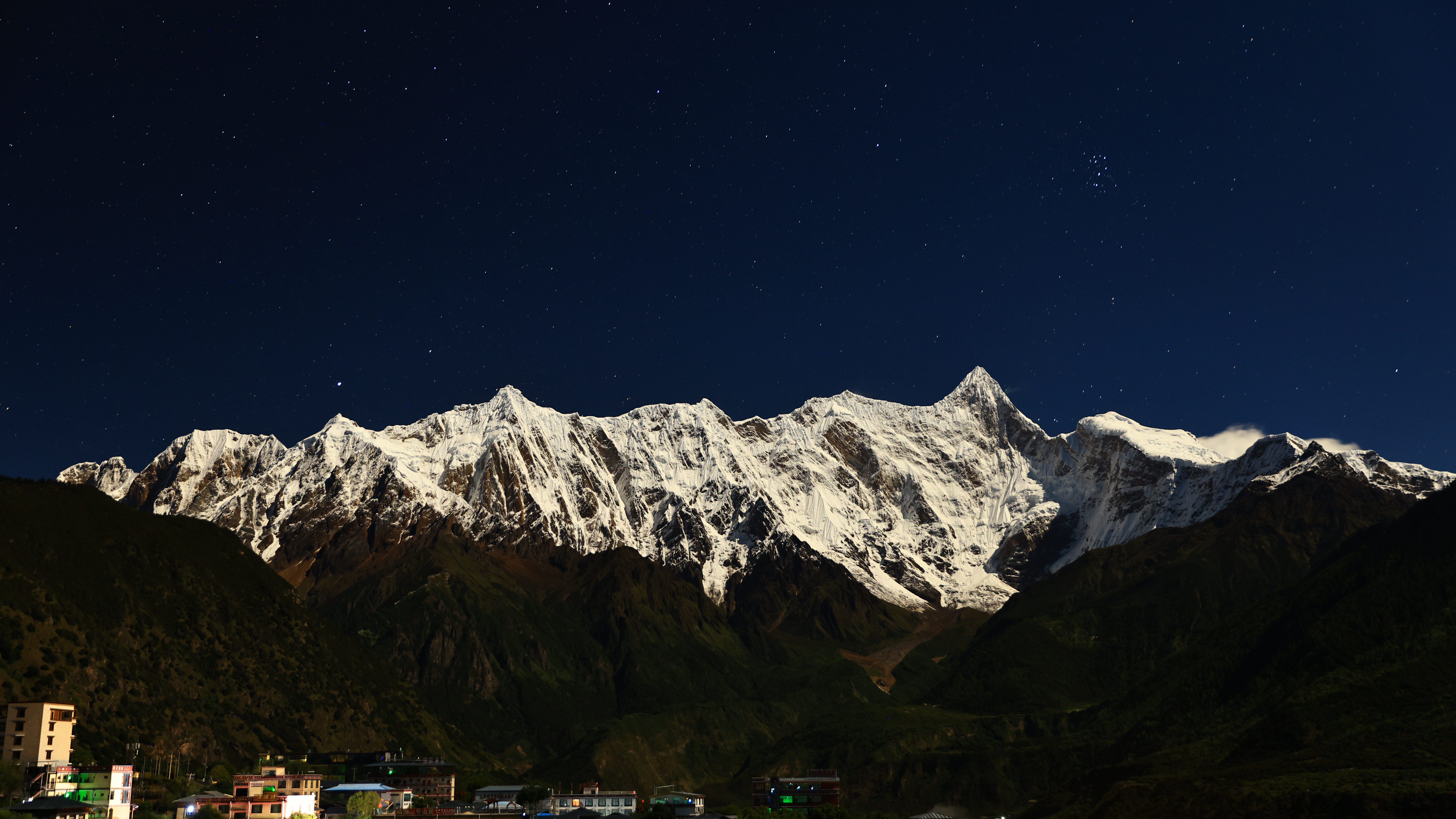 General 8192x4608 Tibet snowy peak mountains snowy mountain starred sky night