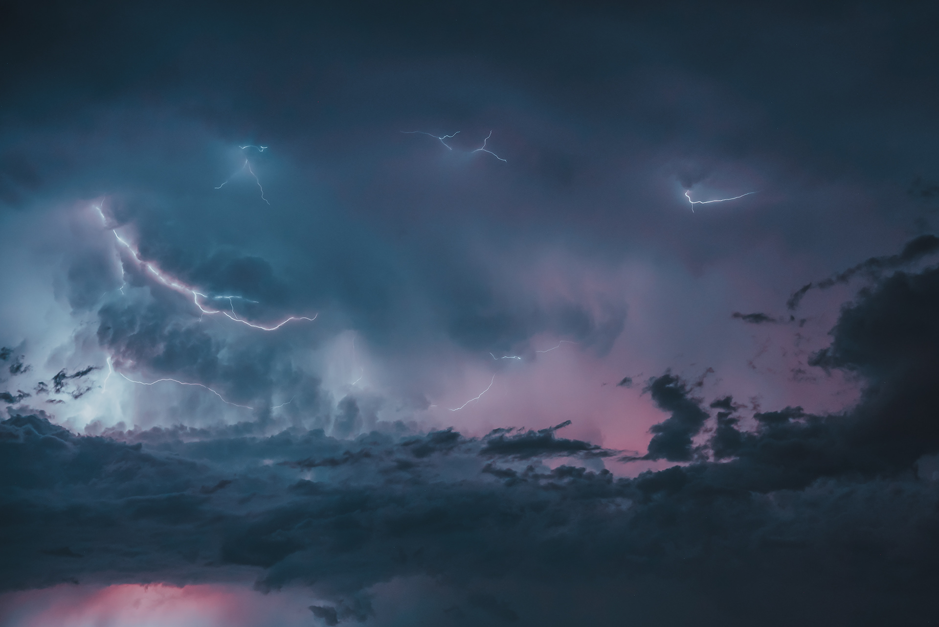 General 1920x1281 lightning storm clouds clouds sunset blue purple