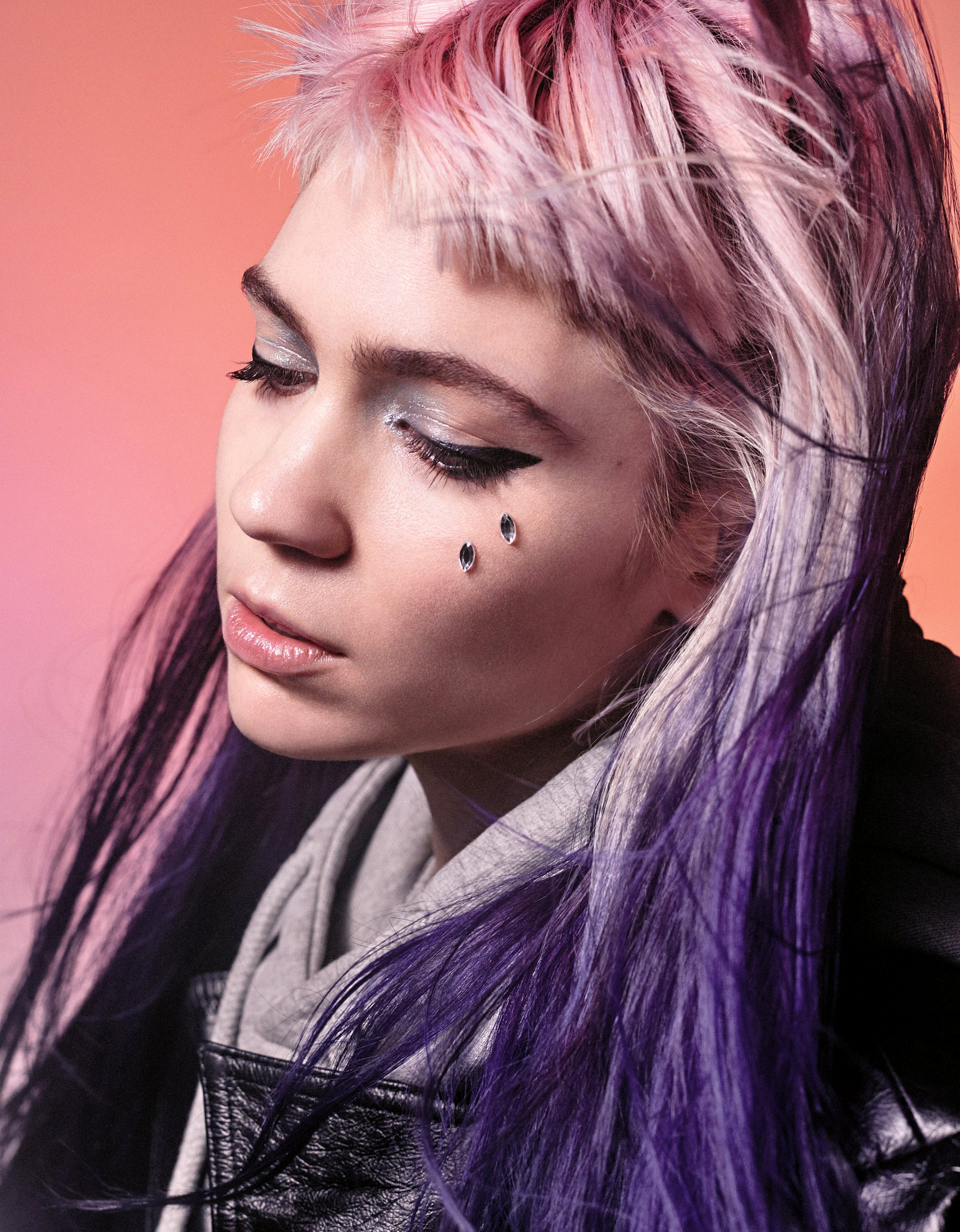 People 2000x2568 Grimes women singer dyed hair pink hair purple hair gradient face portrait display closeup