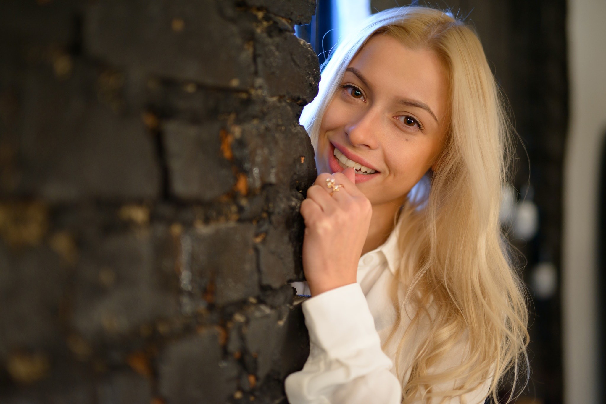People 2048x1367 Anton Pechkurov smiling bricks wall blonde face women model portrait long hair
