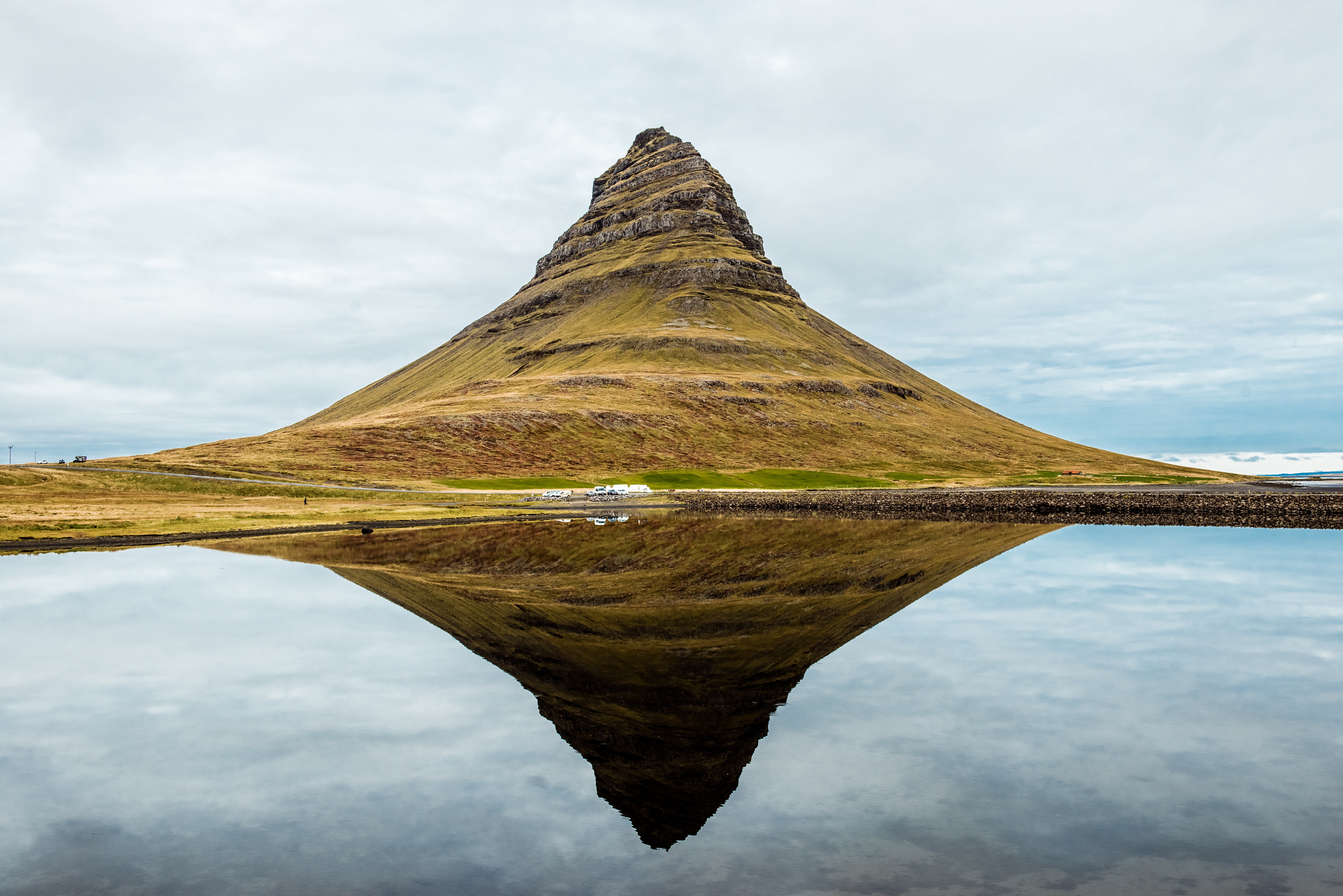 General 7360x4912 landscape mountains reflection lake Iceland Kirkjufell water overcast sky clouds