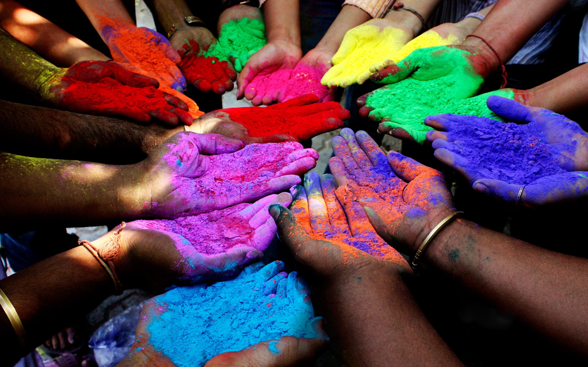 People 1920x1200 Holi colorful hands chalk