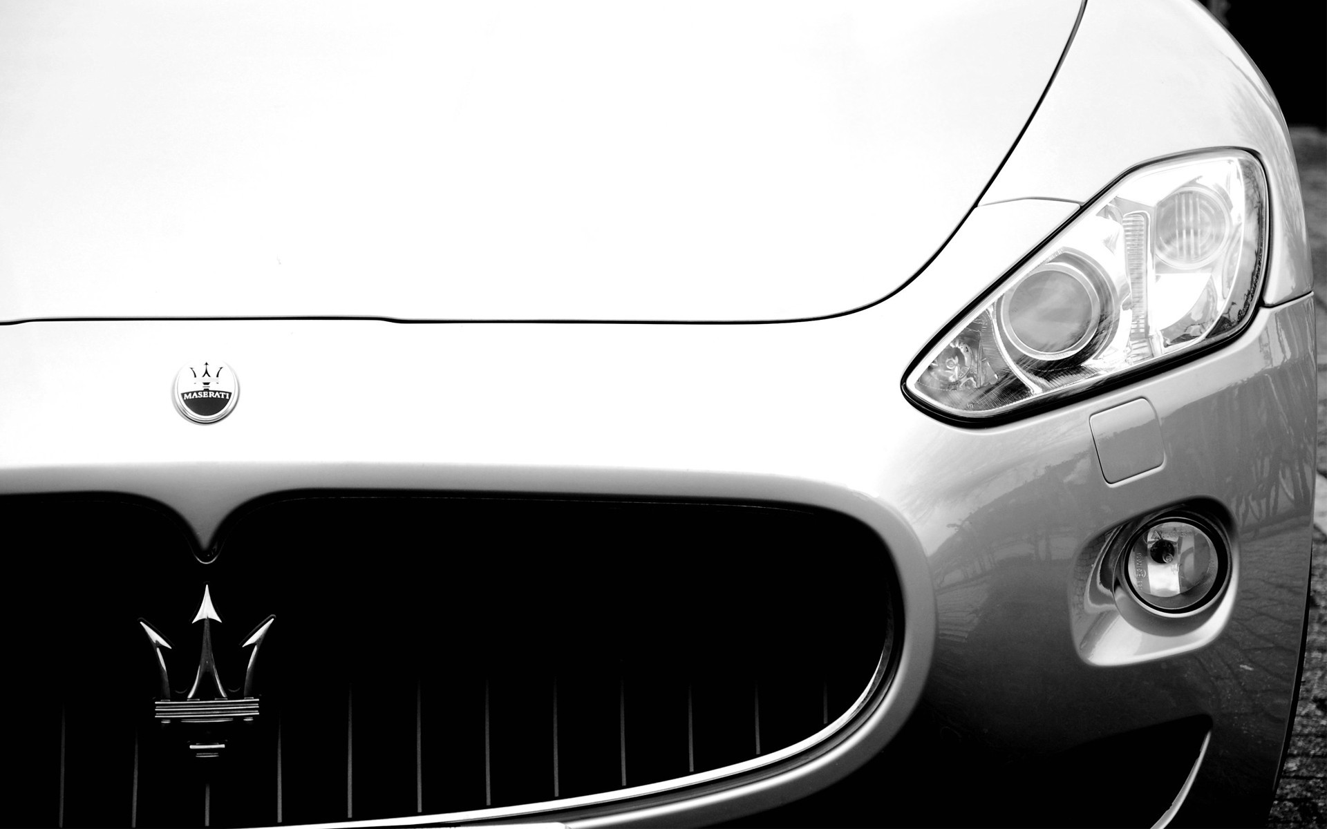 General 1920x1200 Maserati car monochrome white logo headlights Maserati GranTurismo frontal view italian cars Stellantis