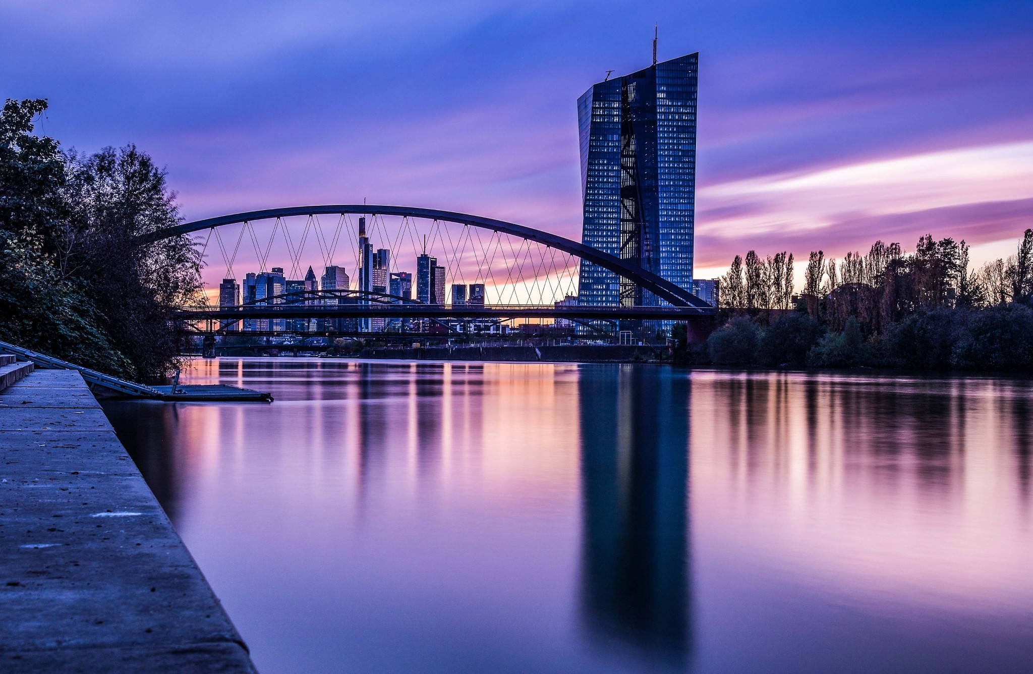 General 2048x1336 city river purple sky cityscape dusk bridge Frankfurt Germany ECB low light