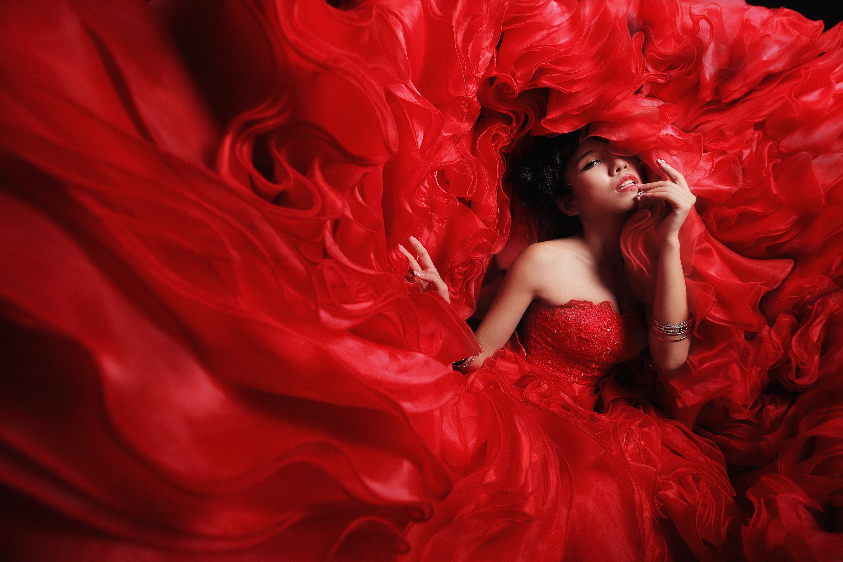 People 2808x1872 red dress women model Asian red dress fashion gown bare shoulders bangles women indoors indoors studio red clothing red lipstick strapless dress